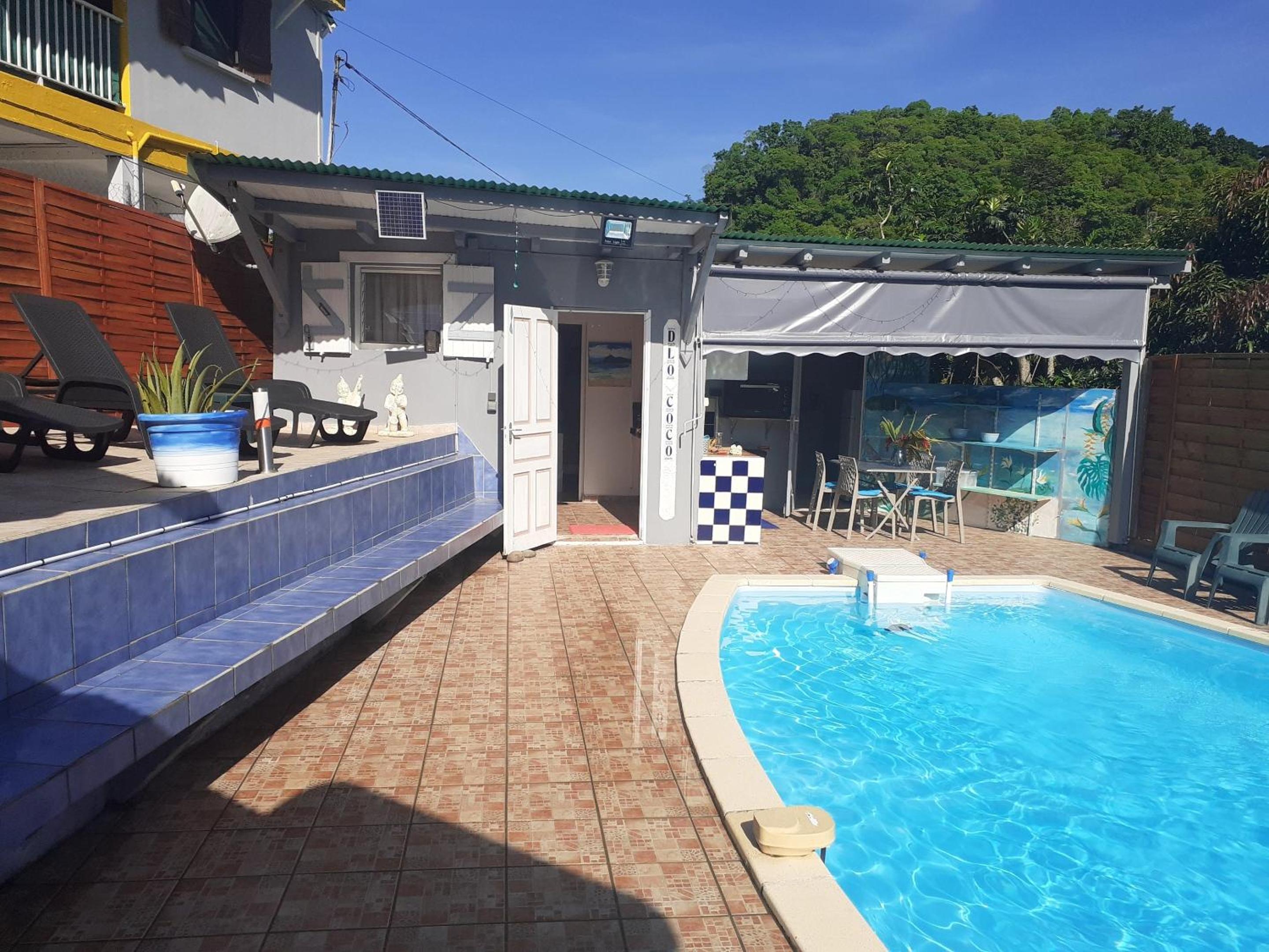Maison cosy Les Abymes avec piscine view 2