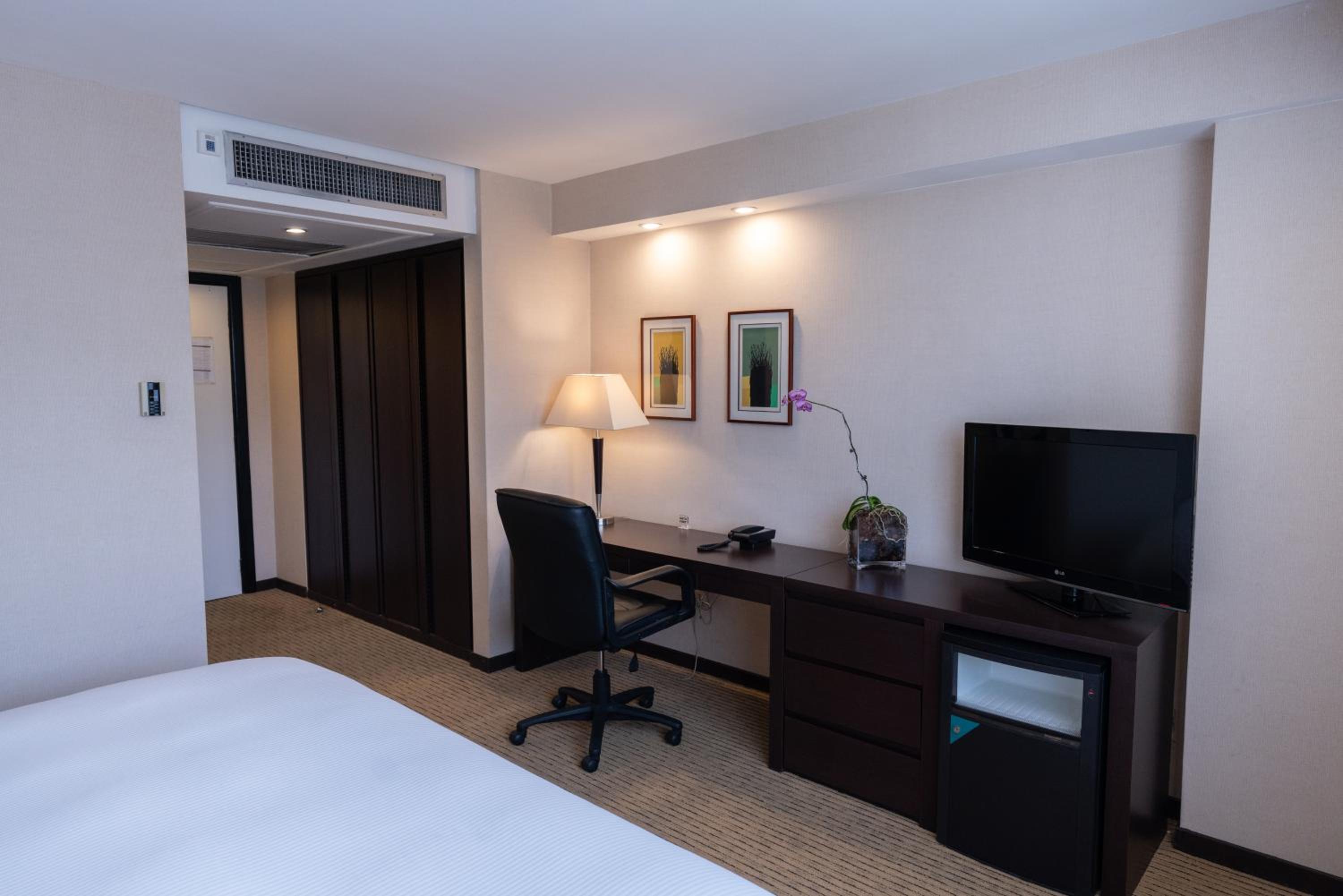Caracas Vacations - Eurobuilding Hotel  Suites Caracas - Property Image 43