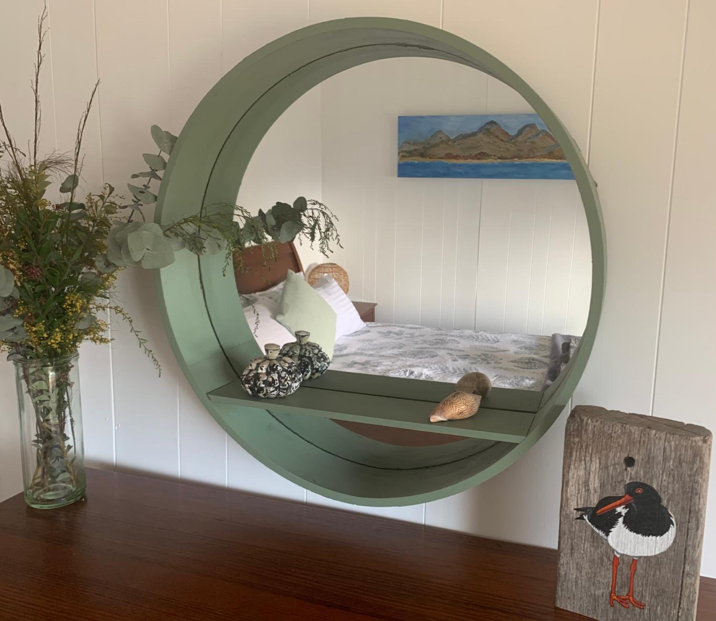 Wylah Cottage for a Peaceful Bruny Island Escape with Water Views, Fireplace & Wallabies