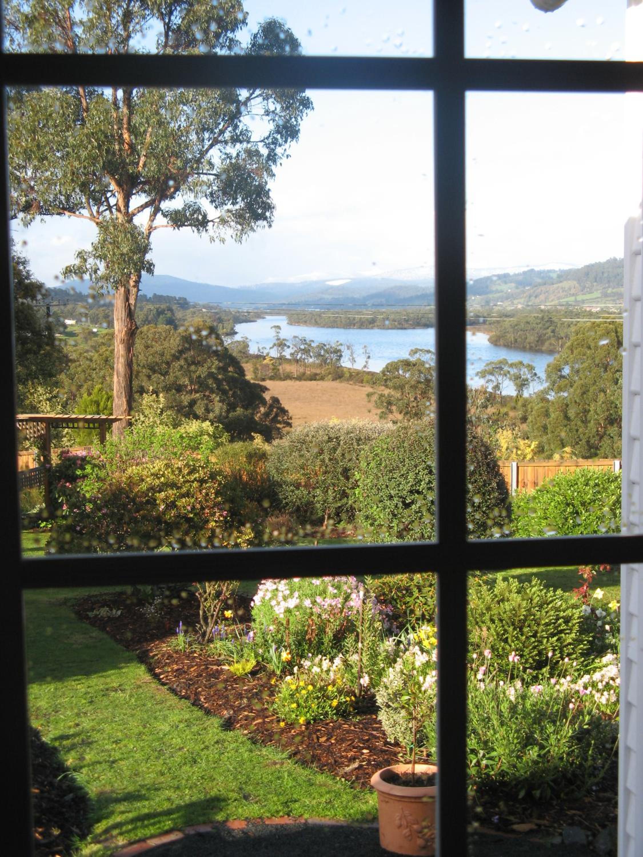 Hillside Bed and Breakfast