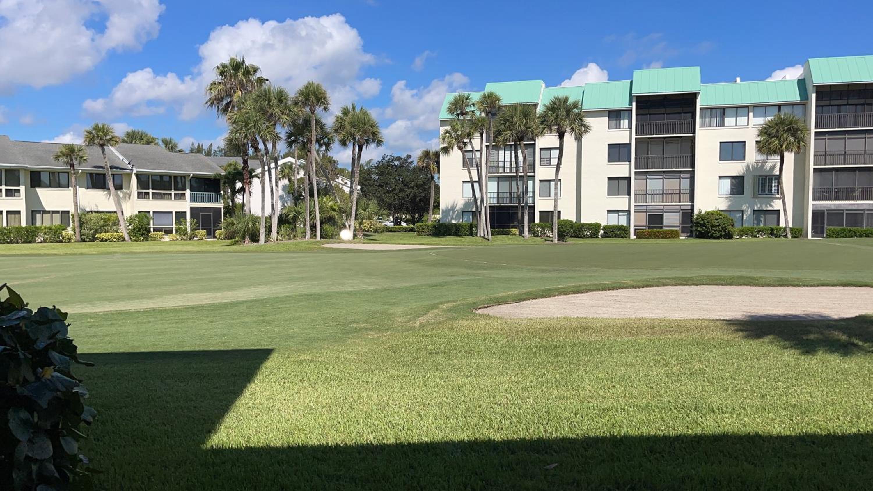 Excellent beach front community, golf course, tennis, sunny weather year round!