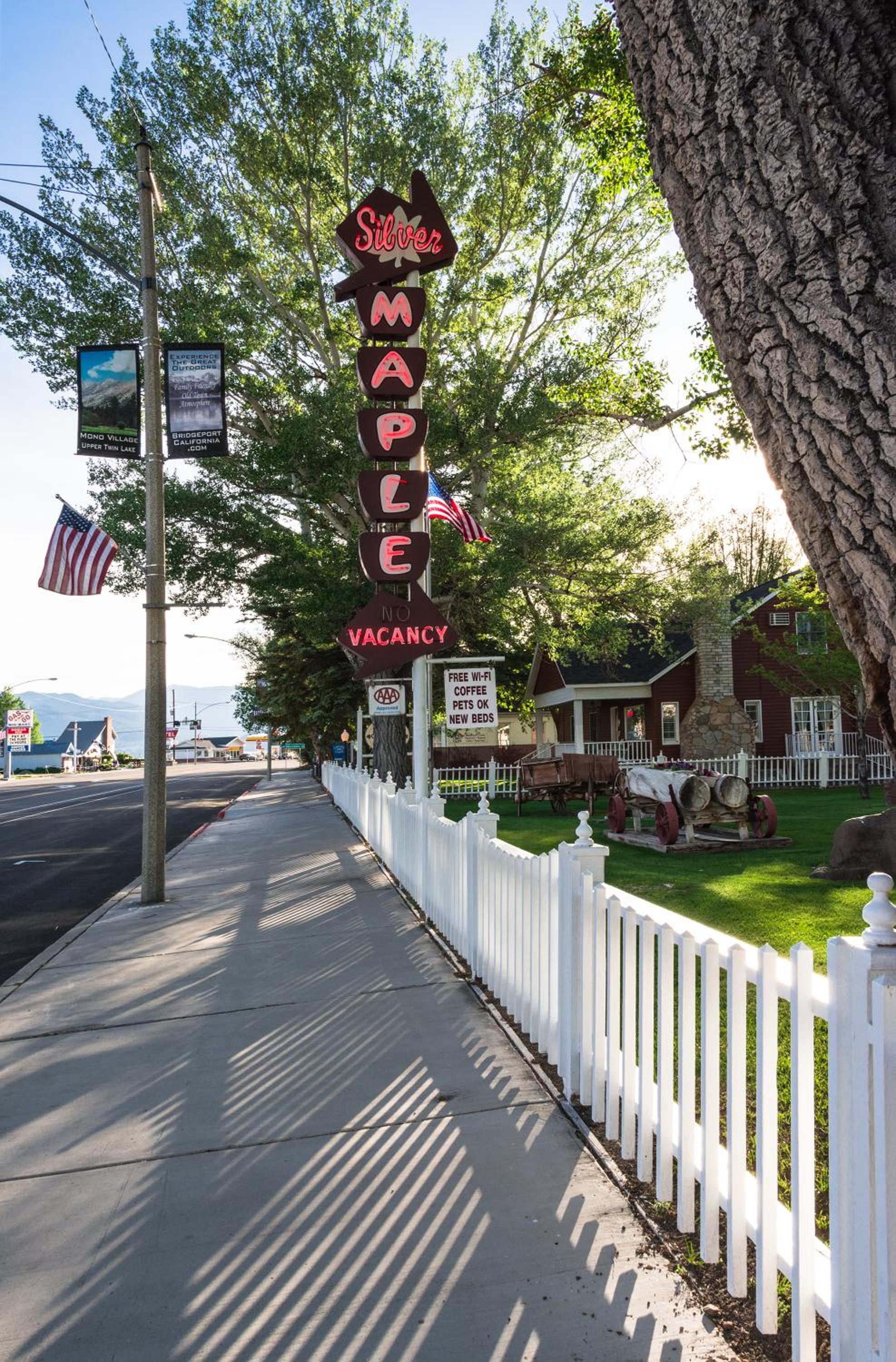 Silver Maple Inn