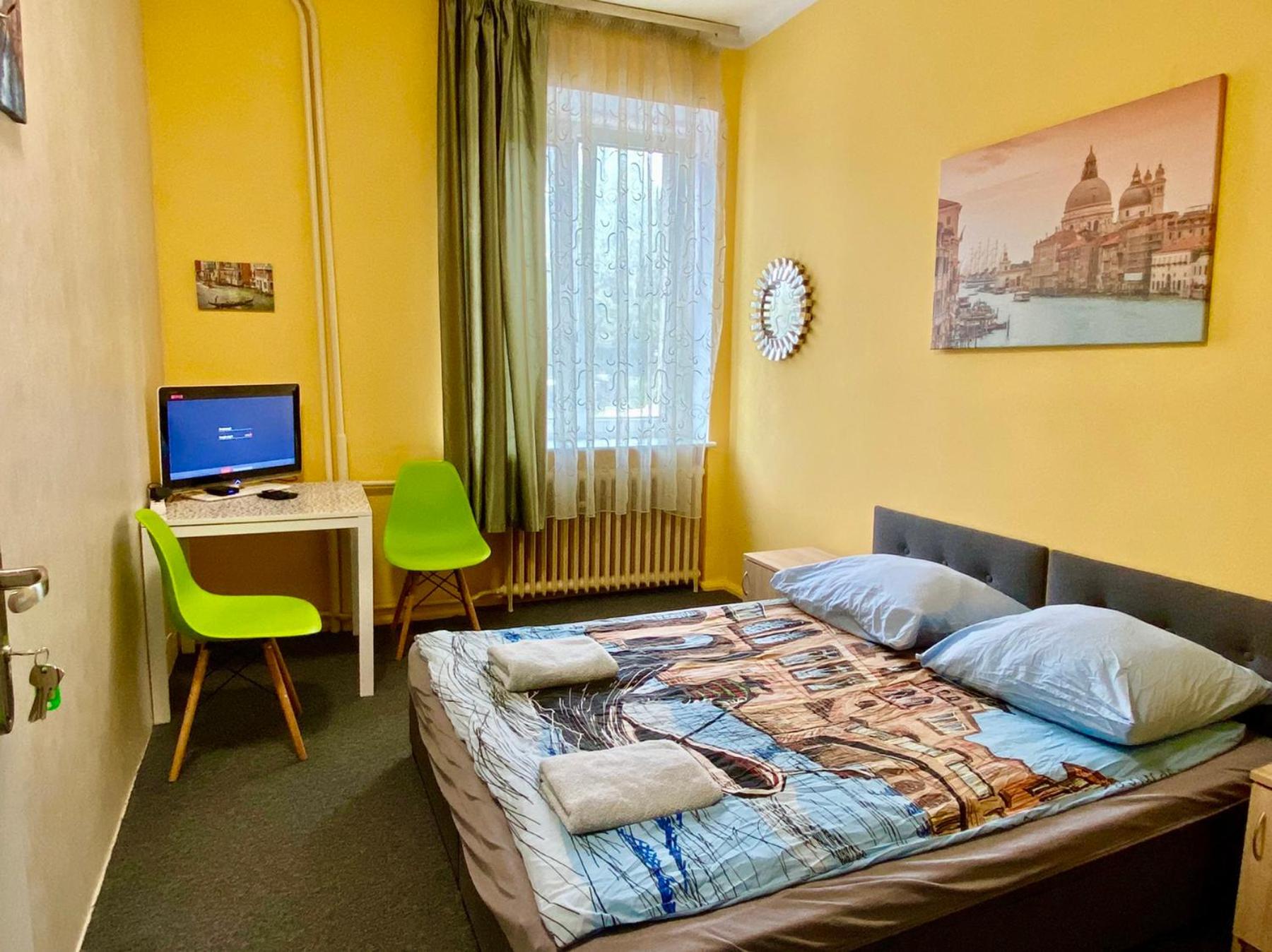 Bon Voyage Apartments view 5