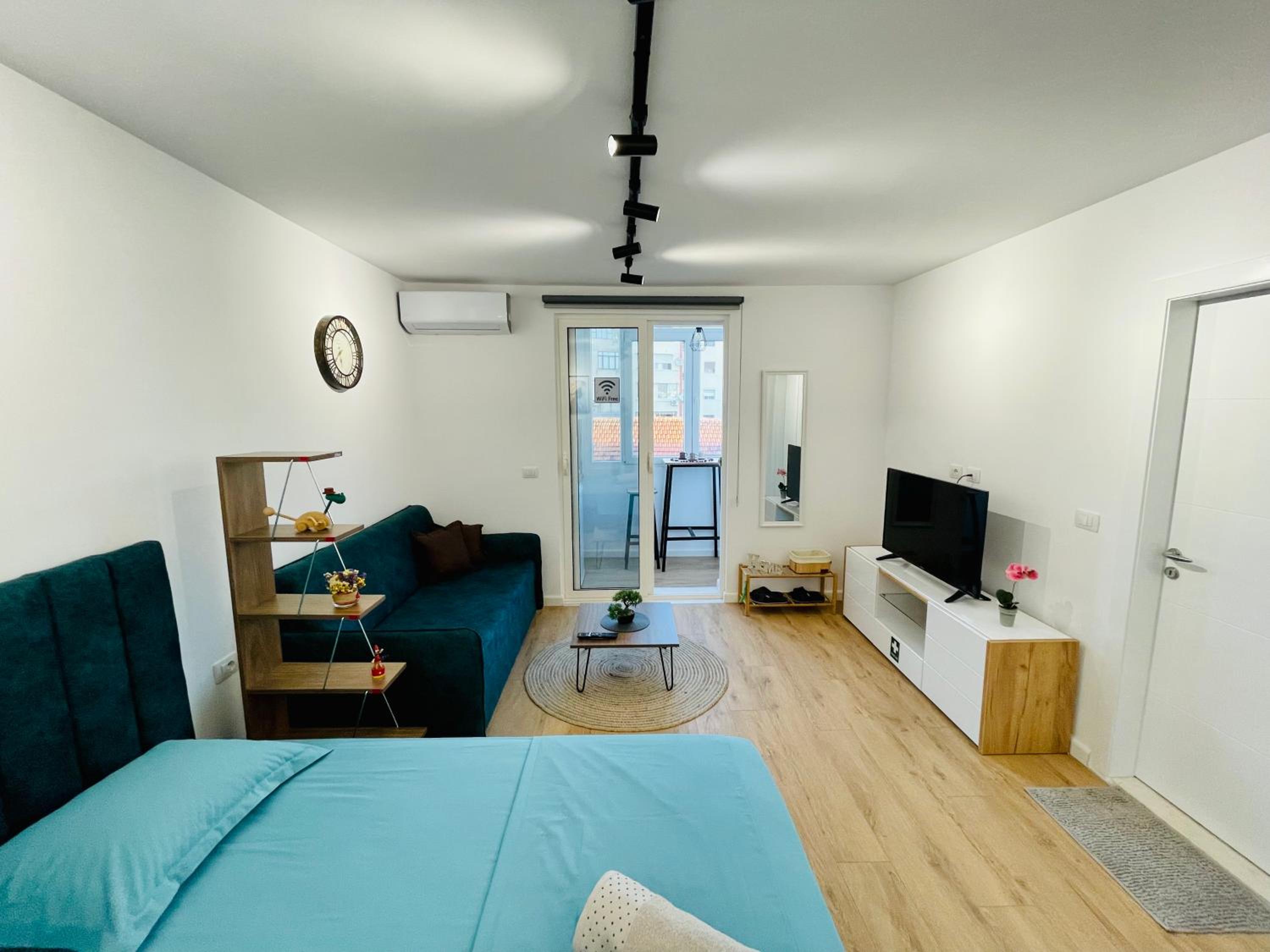 Central Studio Apartment 1, Tirana