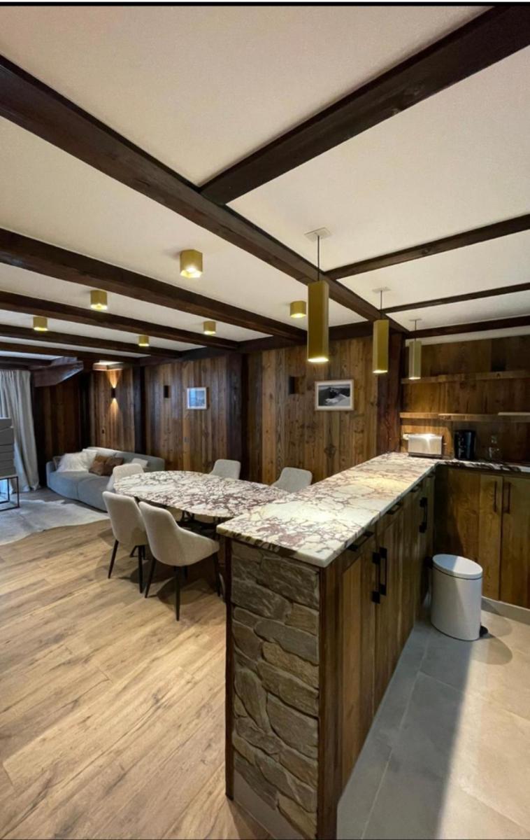 Luxury suite 70m2 balcon courchevel1850 parking photo 3