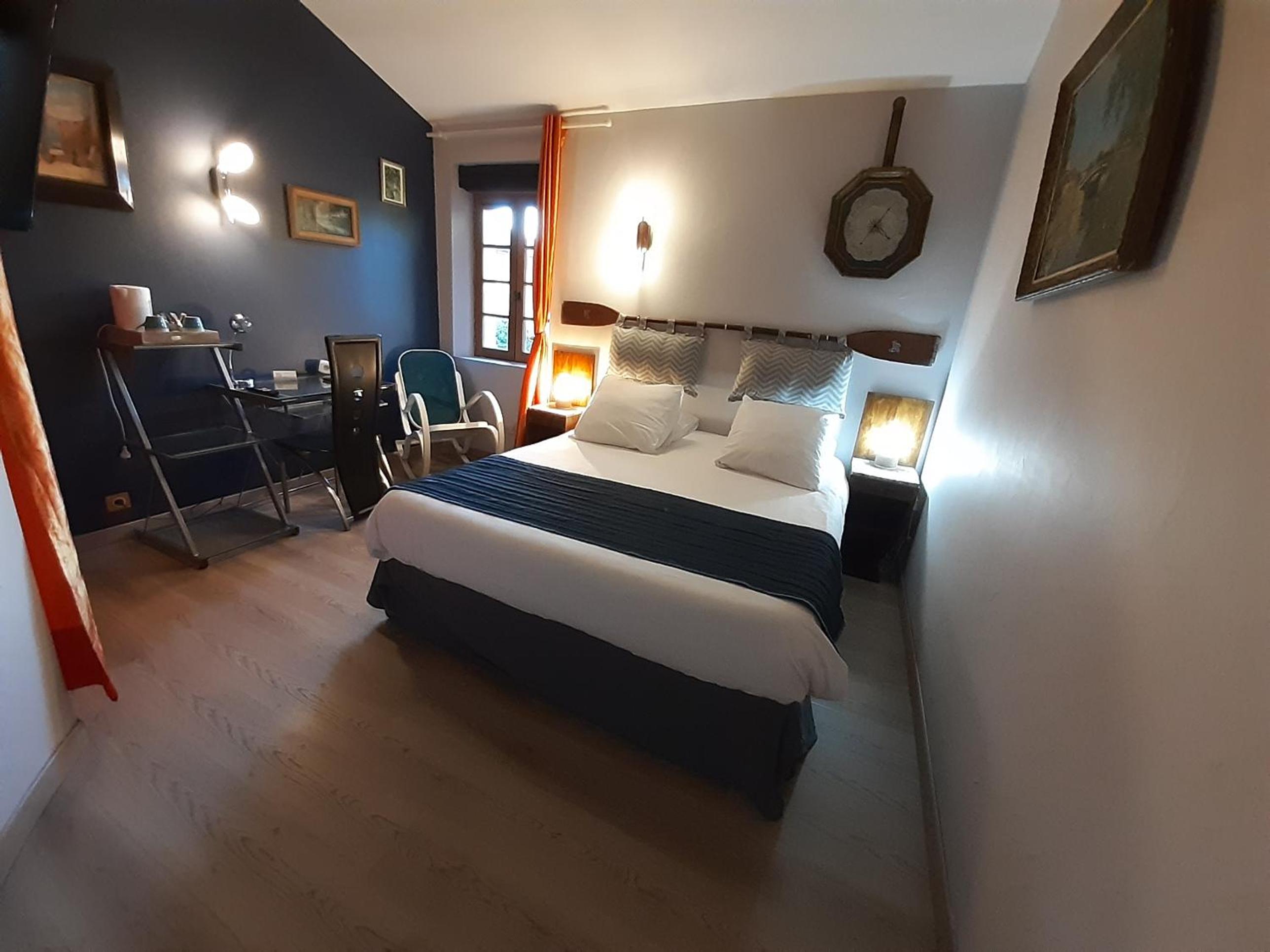 Logis Domaine de Peyrolade
