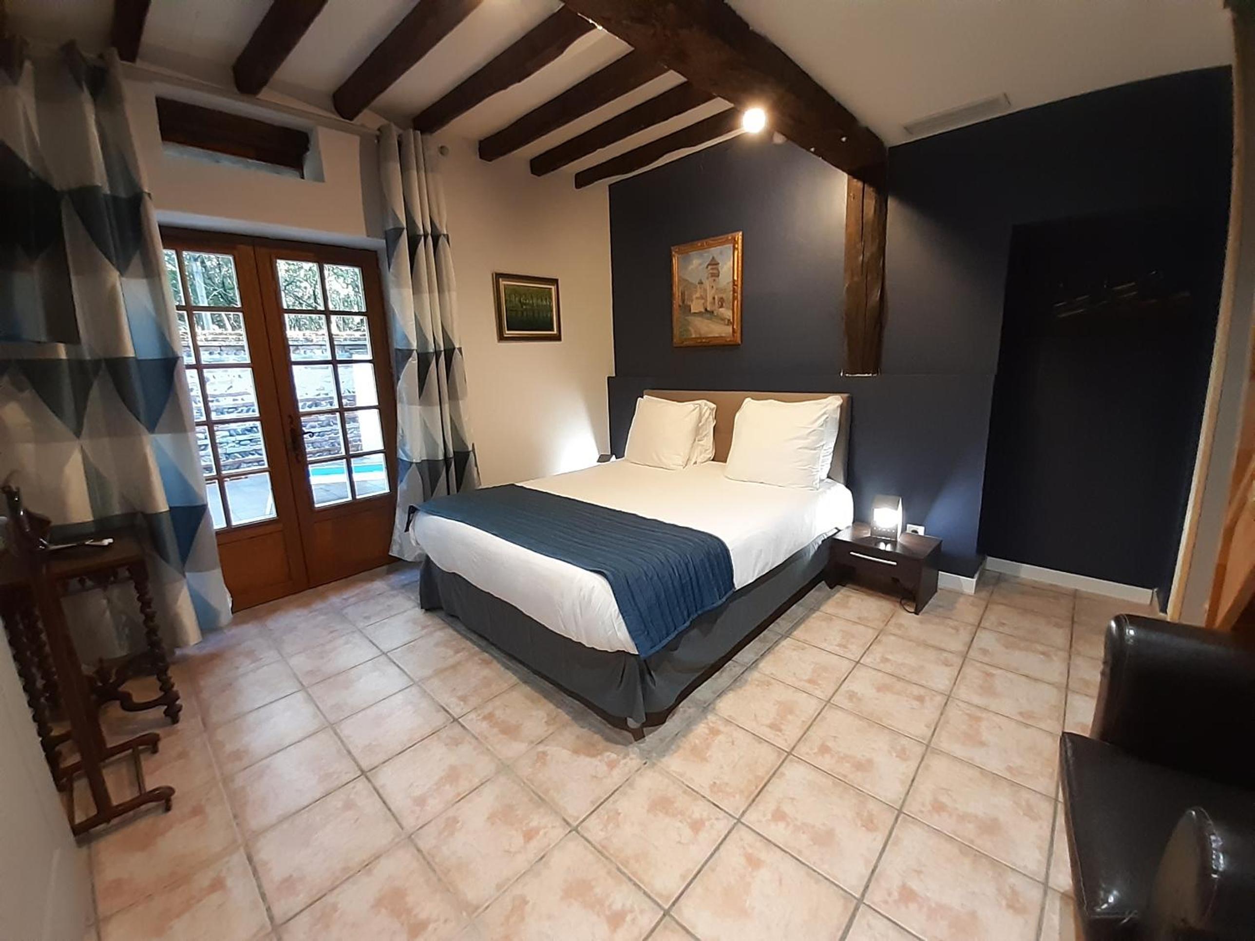 Logis Domaine de Peyrolade