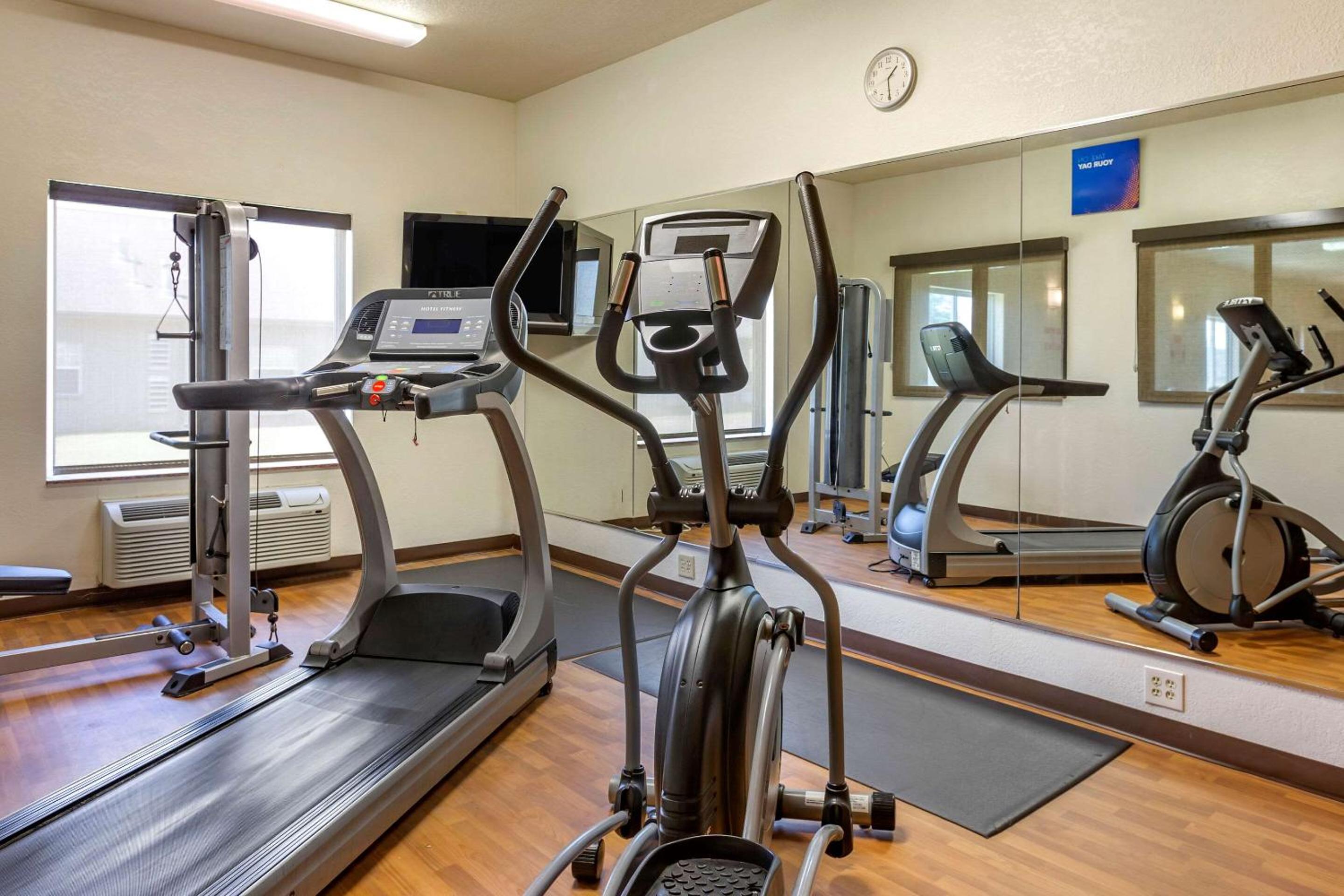 Jonesboro Vacations - Comfort Suites Jonesboro University Area - Property Image 8