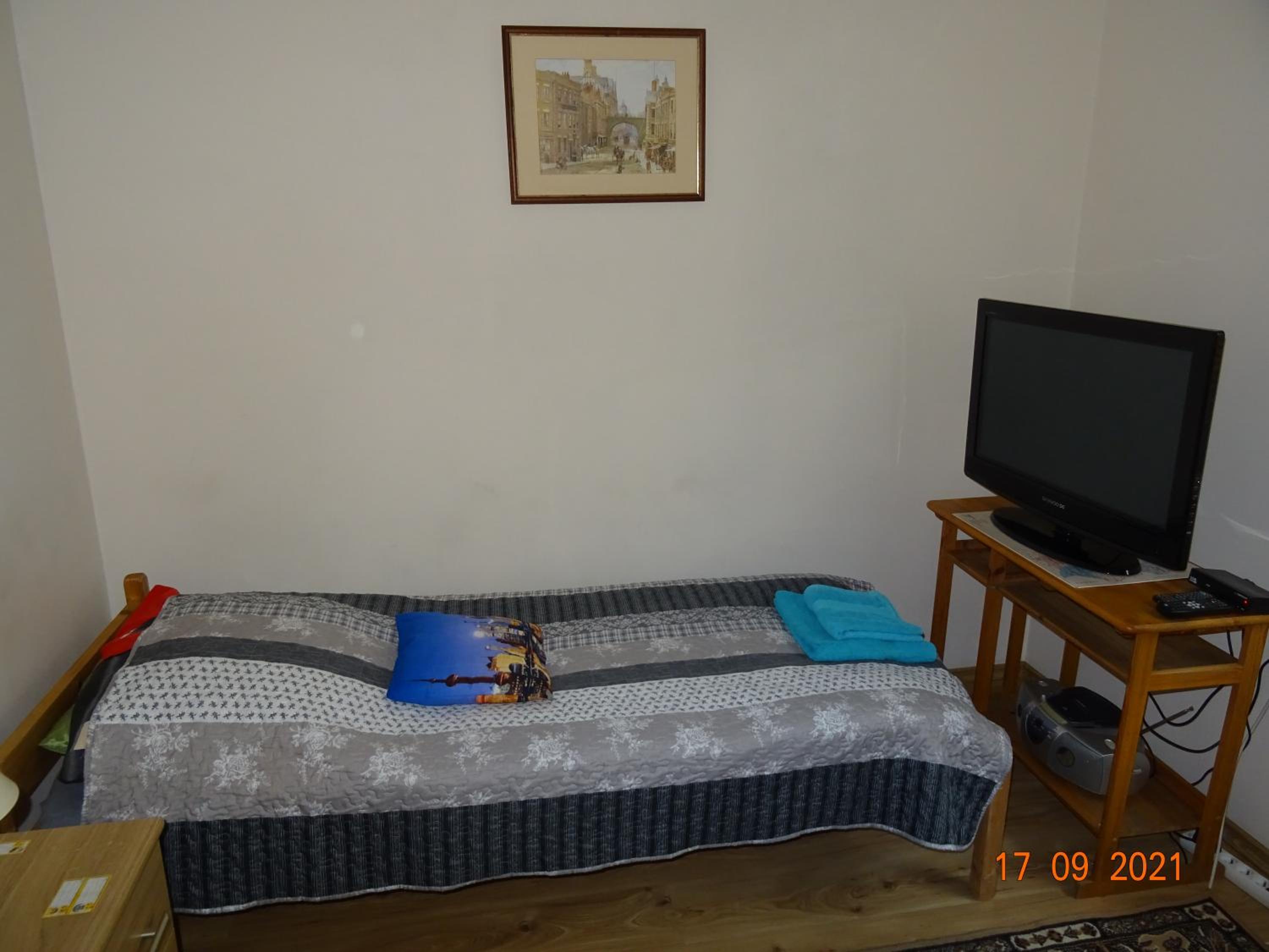 Photo 9