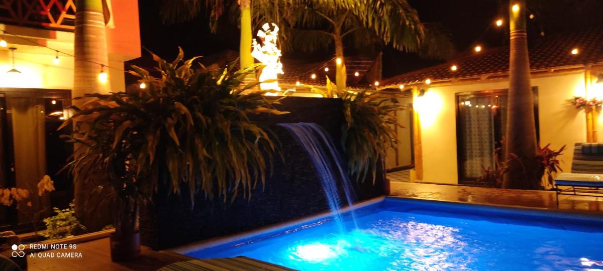 swimming pool