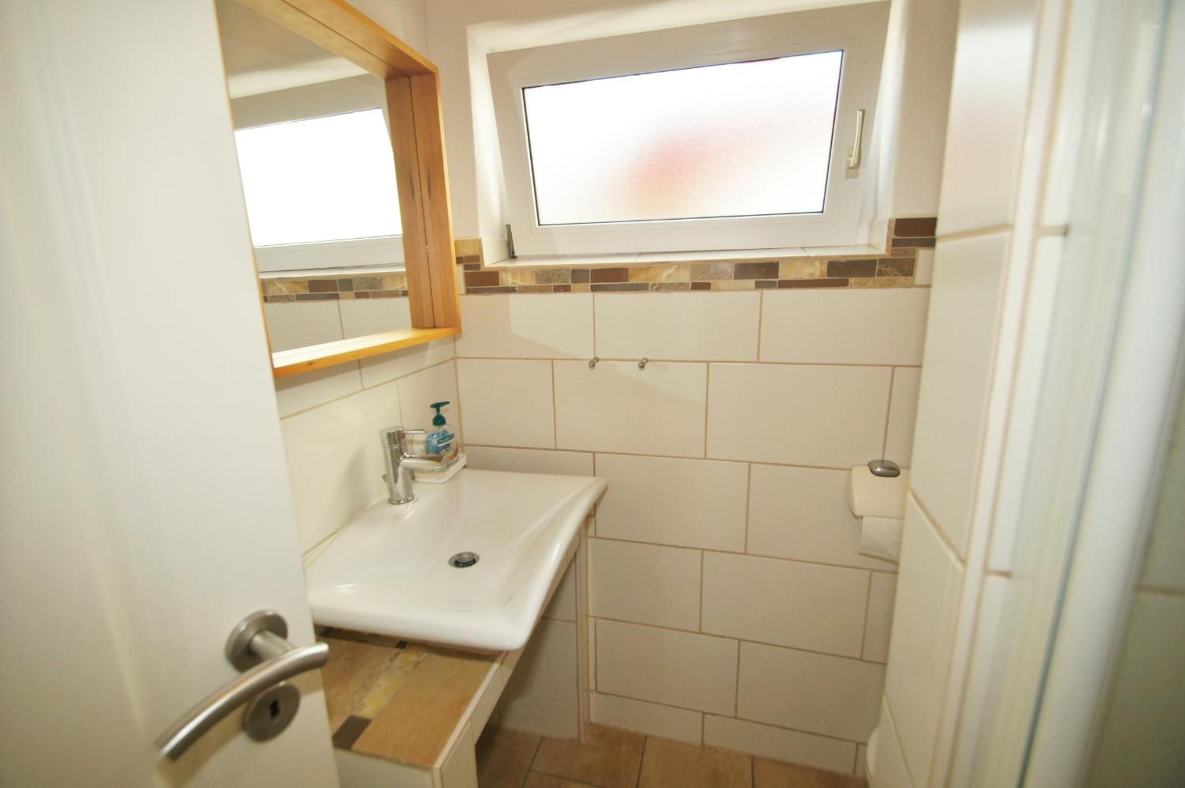 Strandnelke en Dahme — bathroom