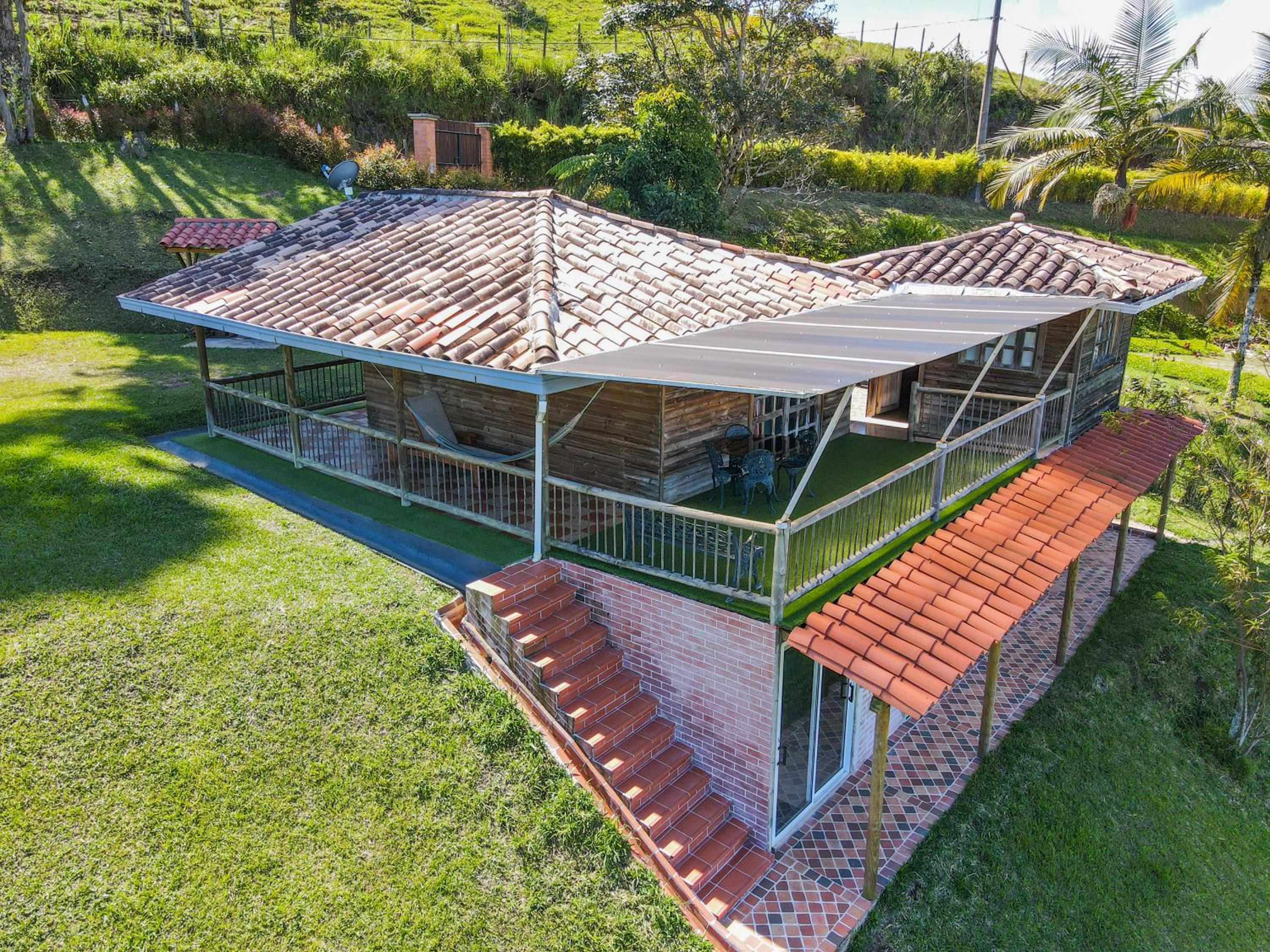 Loge Cabaña peñol-Guatape view 5