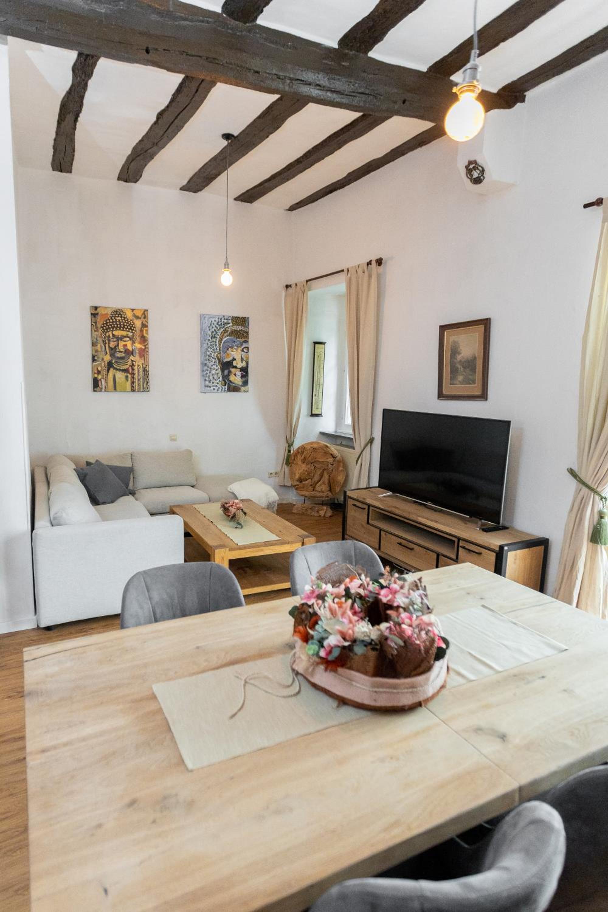 Seminarhaus Heim Retreat, Fachwerkhaus von 1451, Yoga, Naturgarten für 10 Personen