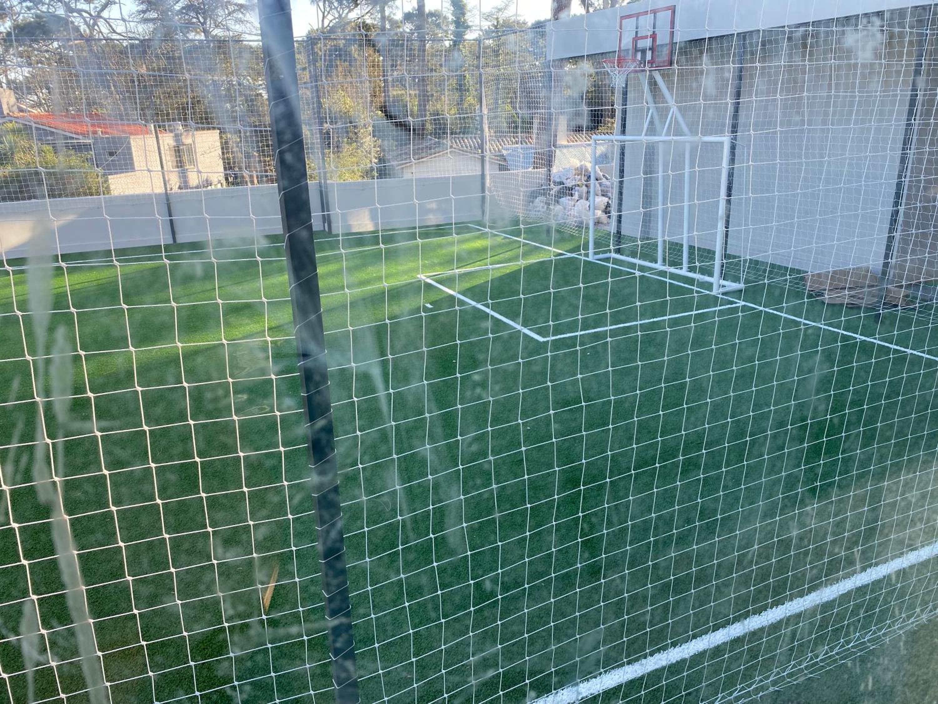 Punta del Este,piscina abierta y cubierta climatizada,aire ,Netflix, gimnasio view 2