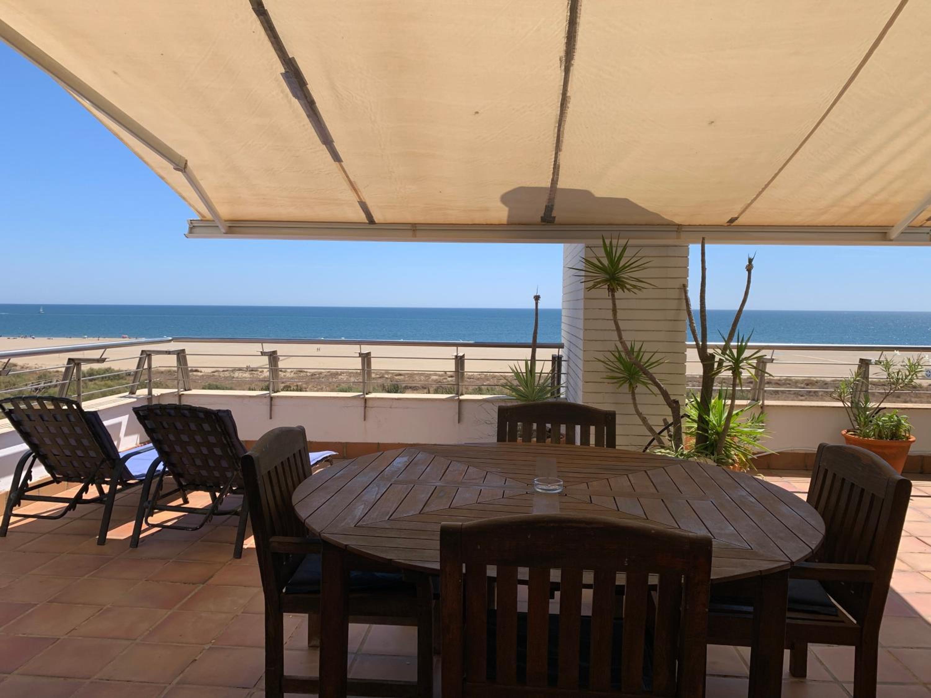 Espectacular Atico Frente Al Mar view 4