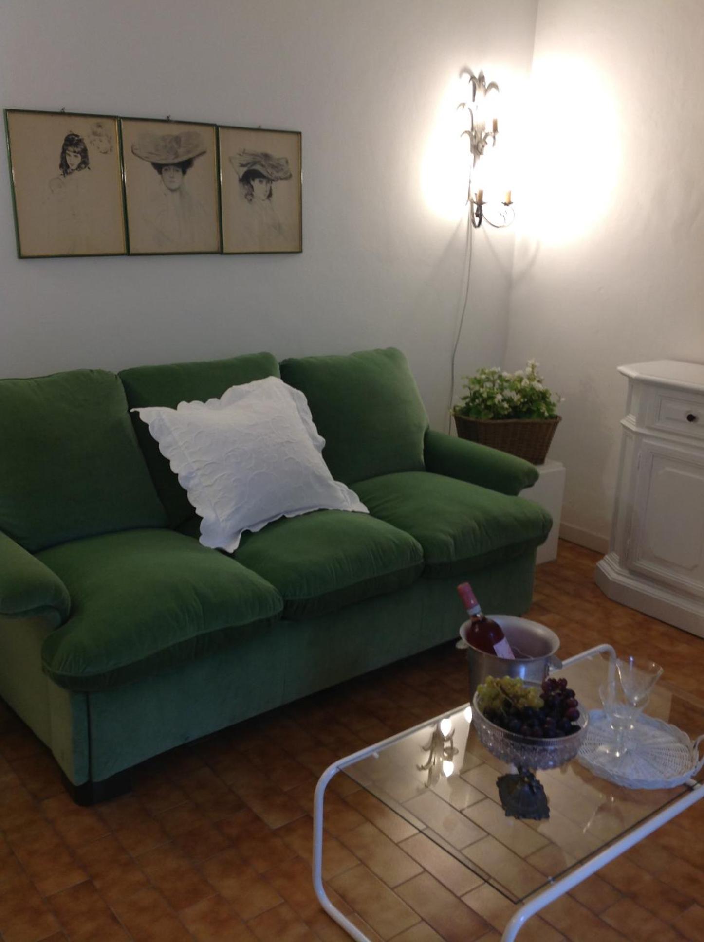 Photo 33