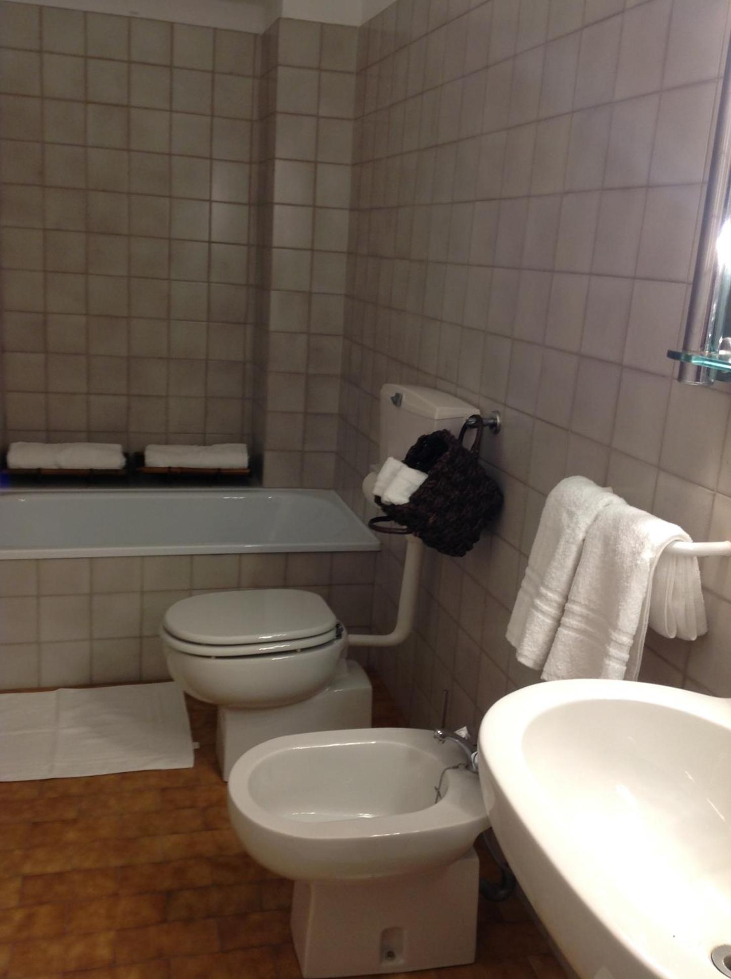 Photo 35
