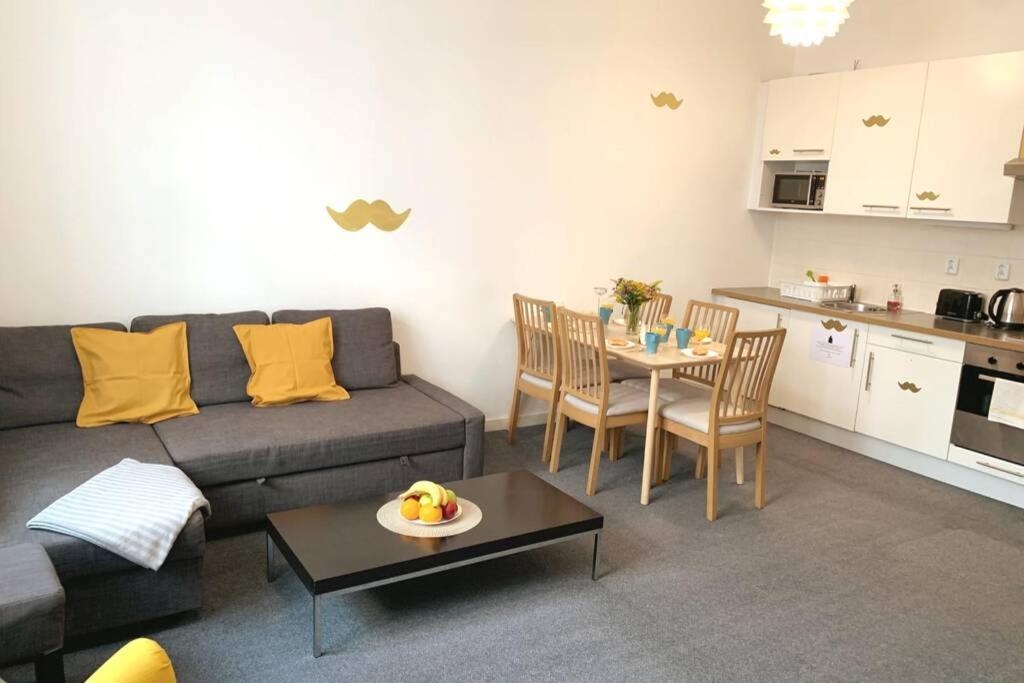 Little Tom Apartments