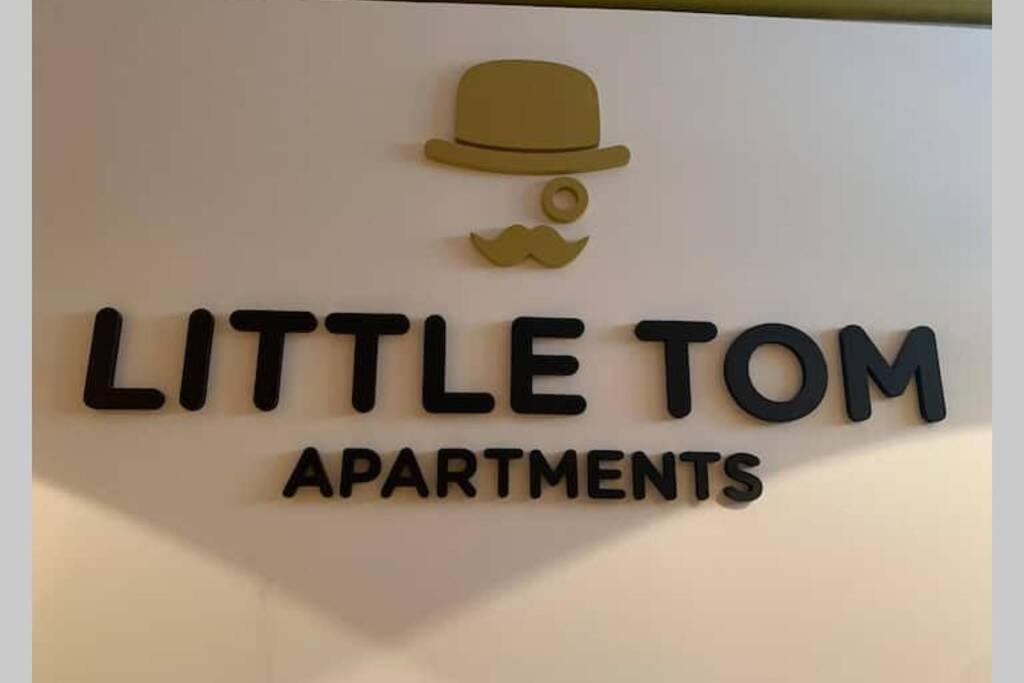 Little Tom Apartments