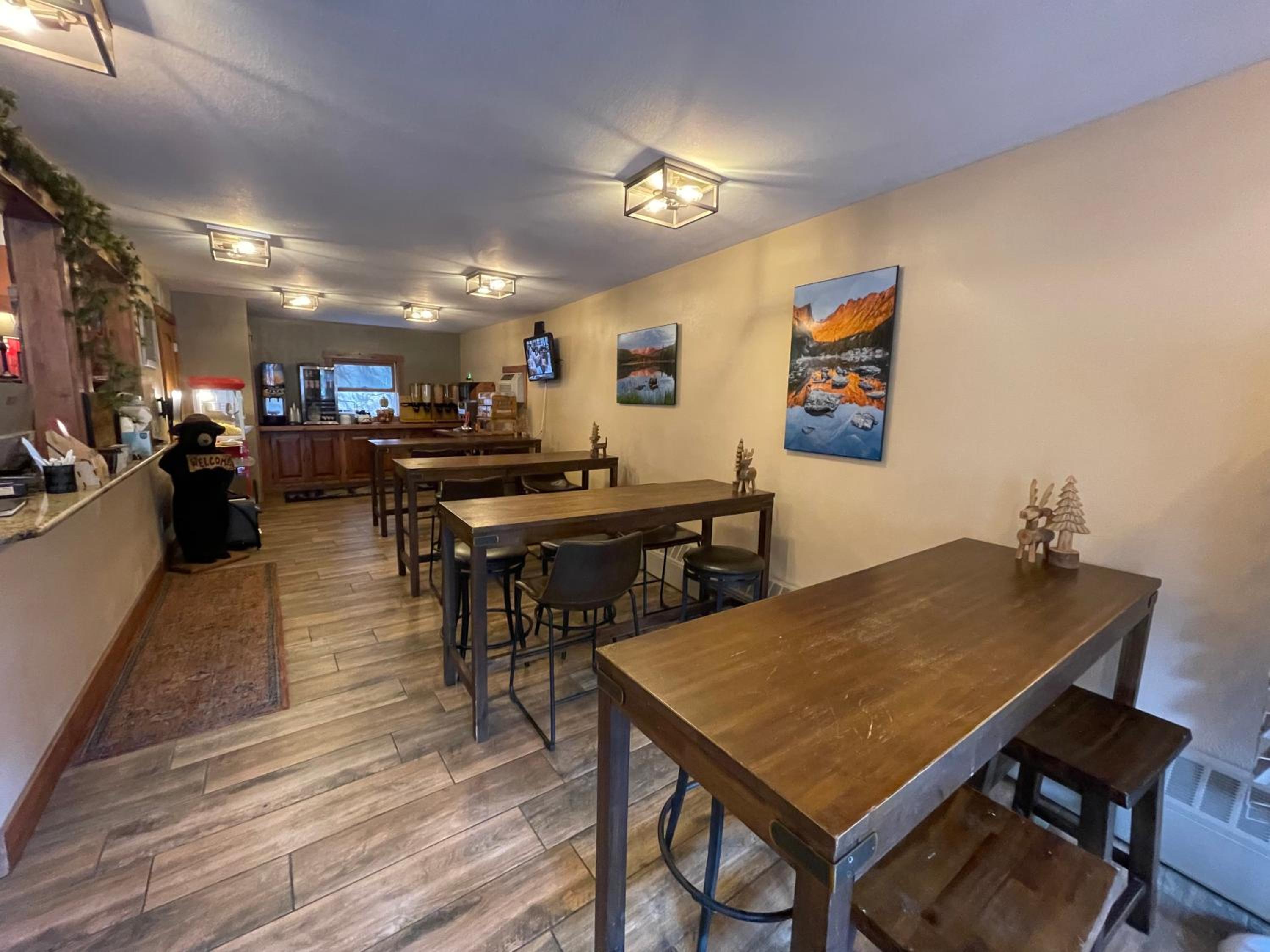 Silver Moon Inn - Property Image 5