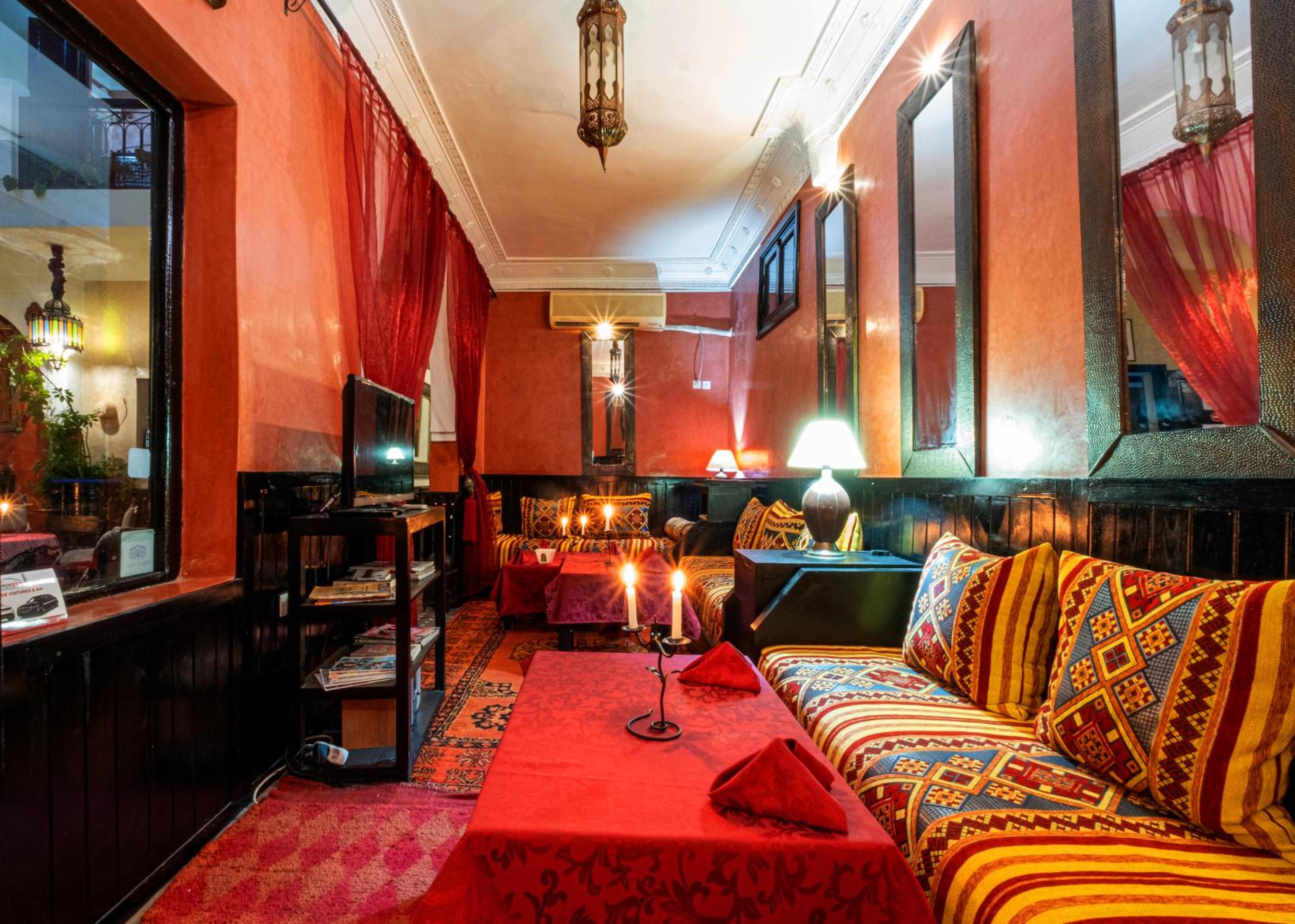 lounge