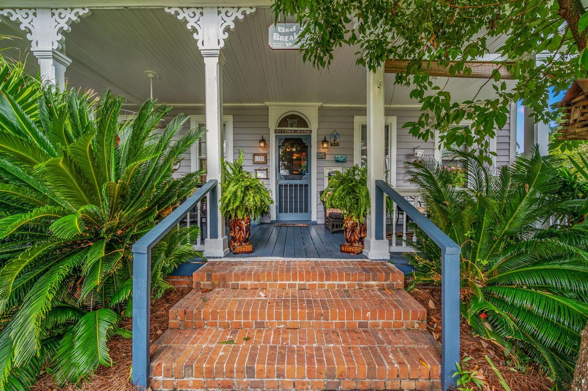 Goodbread House Bed & Breakfast Inn
