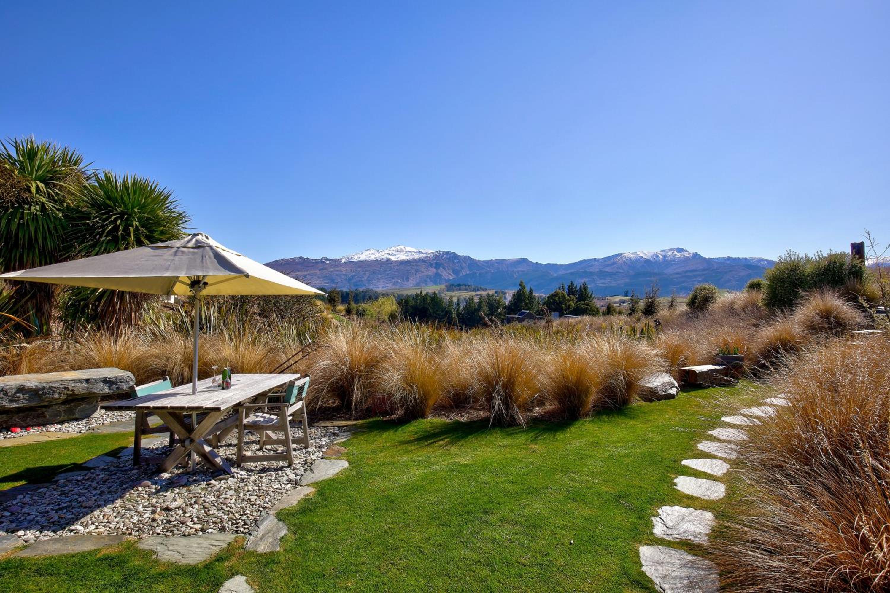 Hawkridge Chalet - Honeymooners Chalet view 4