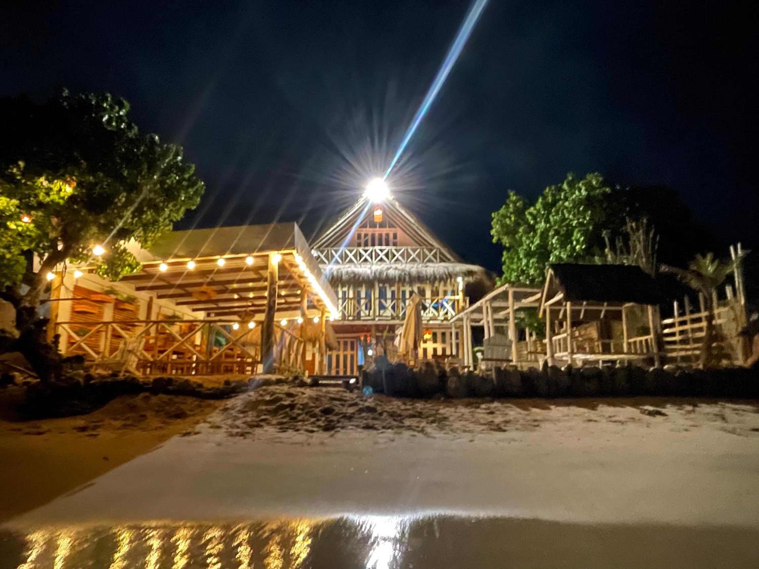 Mira Mira Beach
