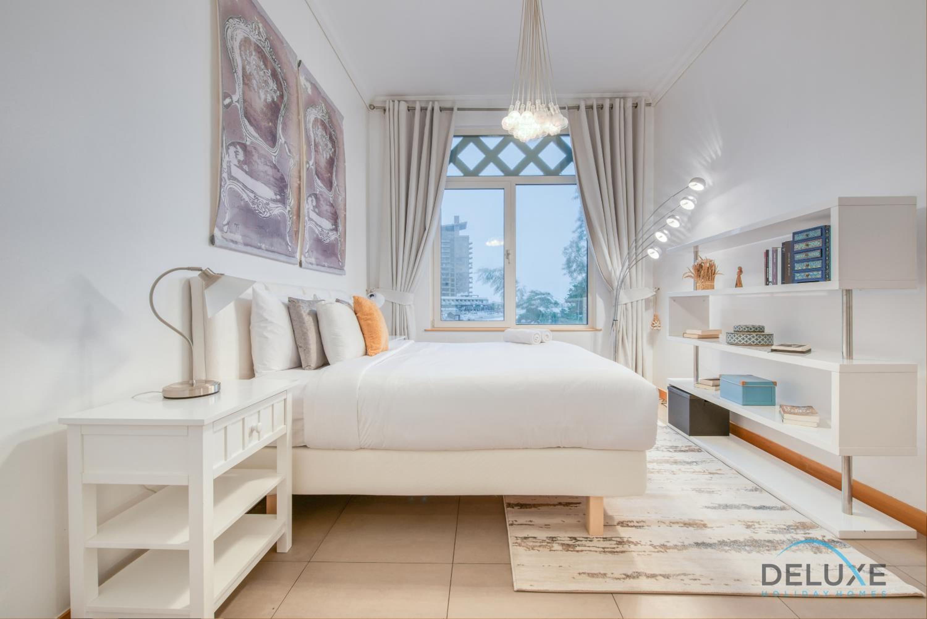 Lively 1 BR at Al Nabat Shoreline 8 Palm Jumeirah by Deluxe Holiday Homes
