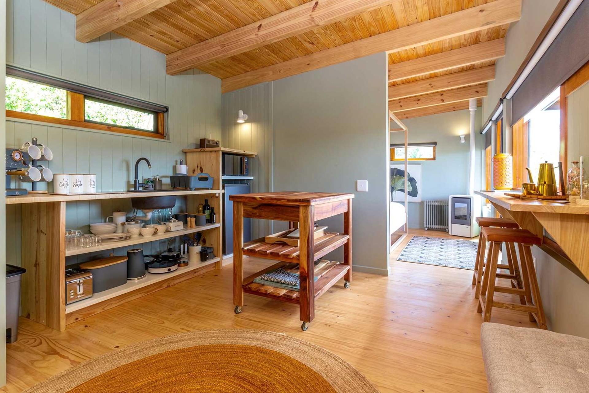 Valley View Studio - Maison Mahogany - design meets tranquillity view 5