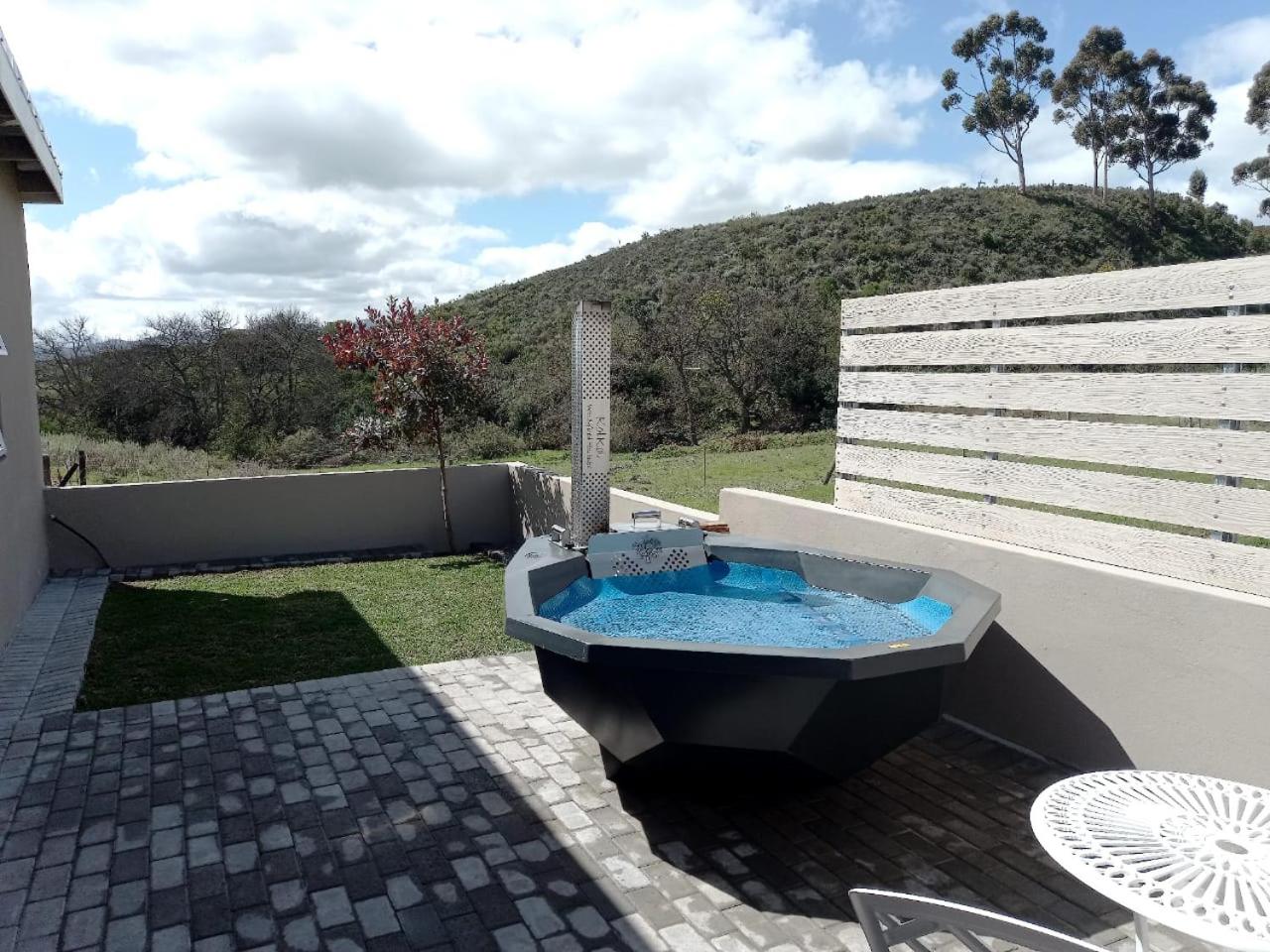 Treyntjes Rivier Cottages view 3