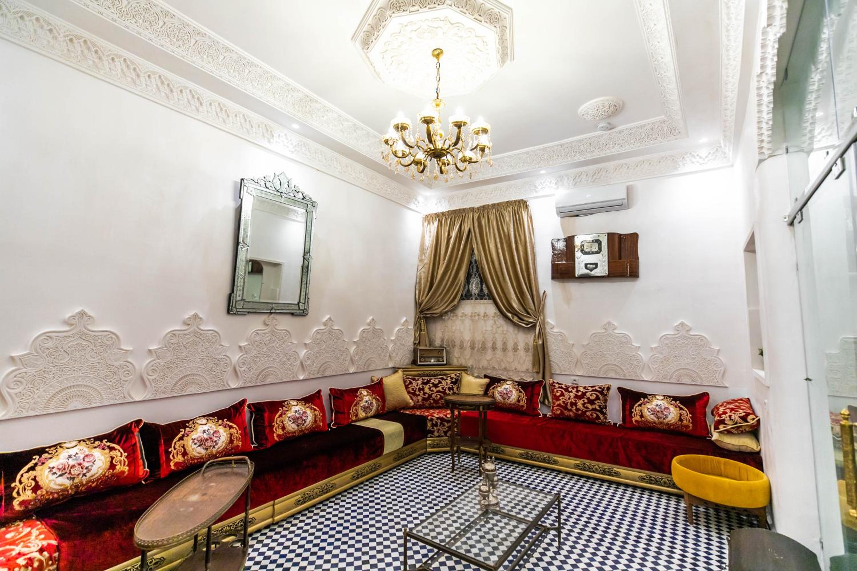 lounge