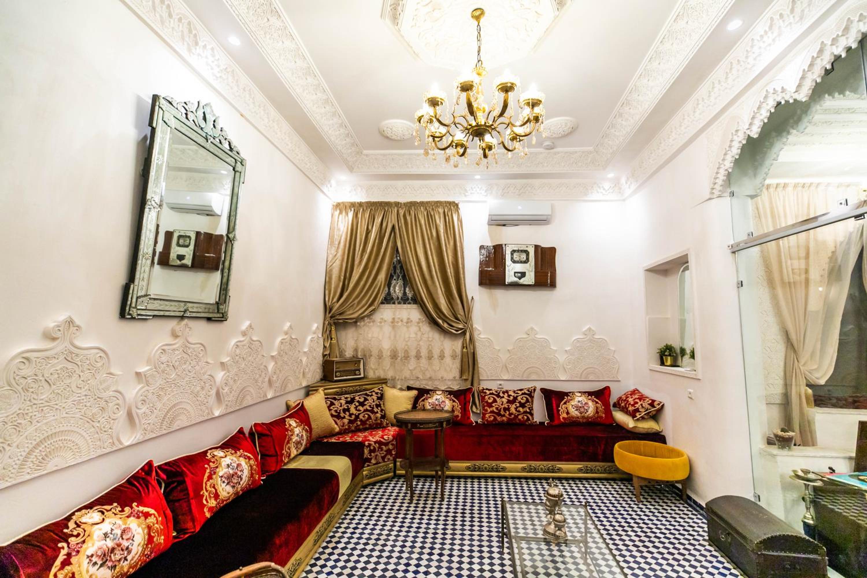 lounge