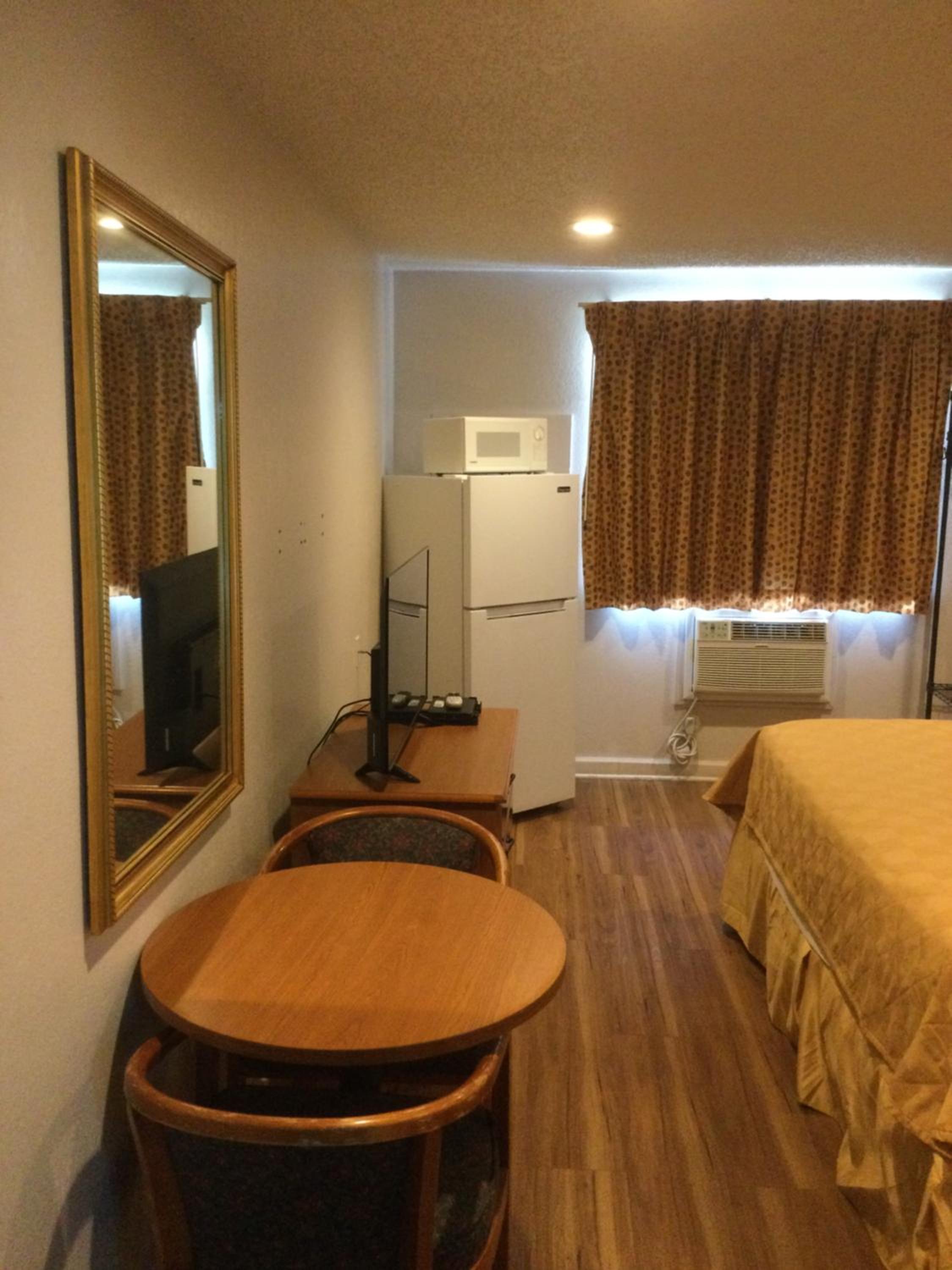 Americas Express Inn Rocky Mount