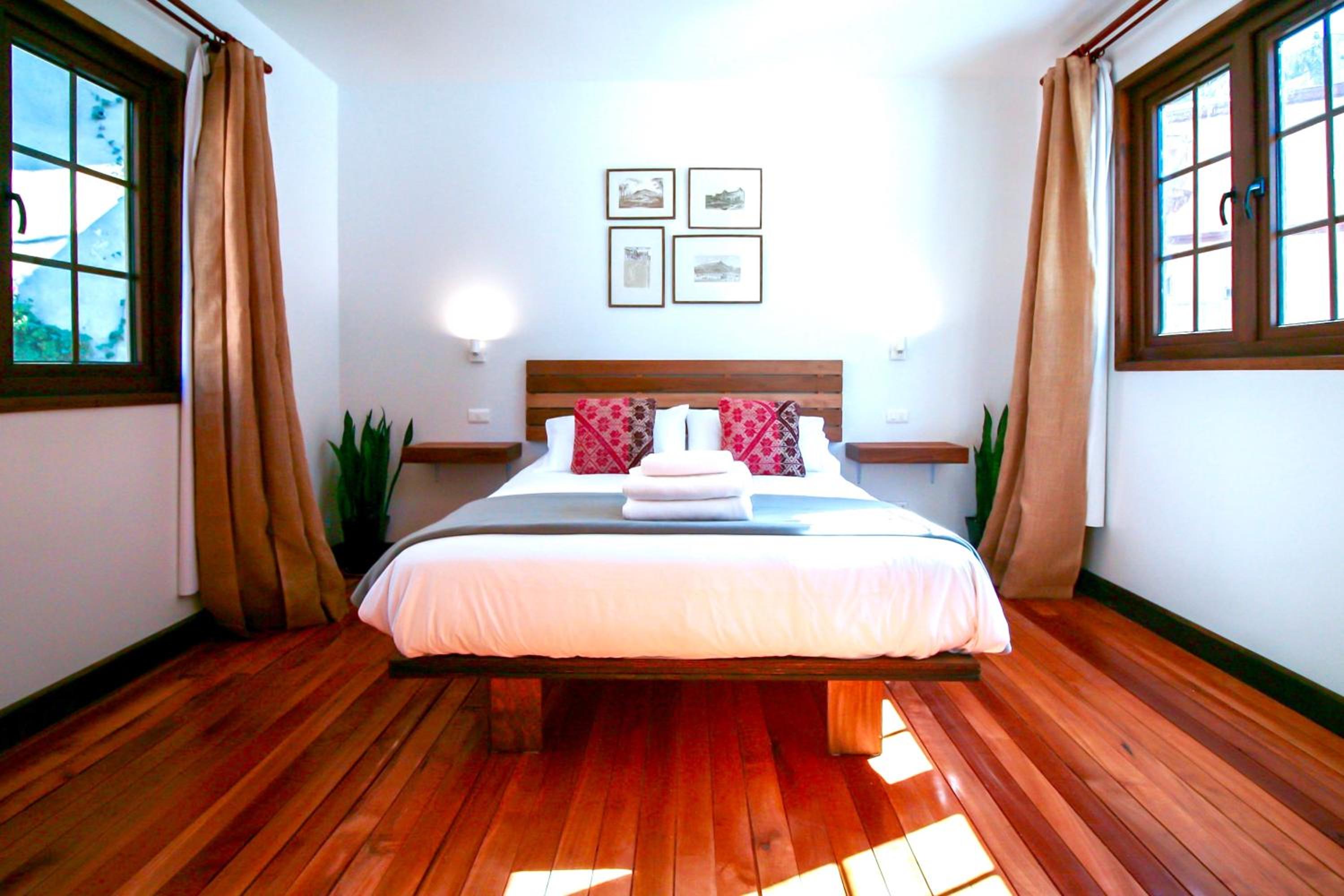 Casa California Guesthouse