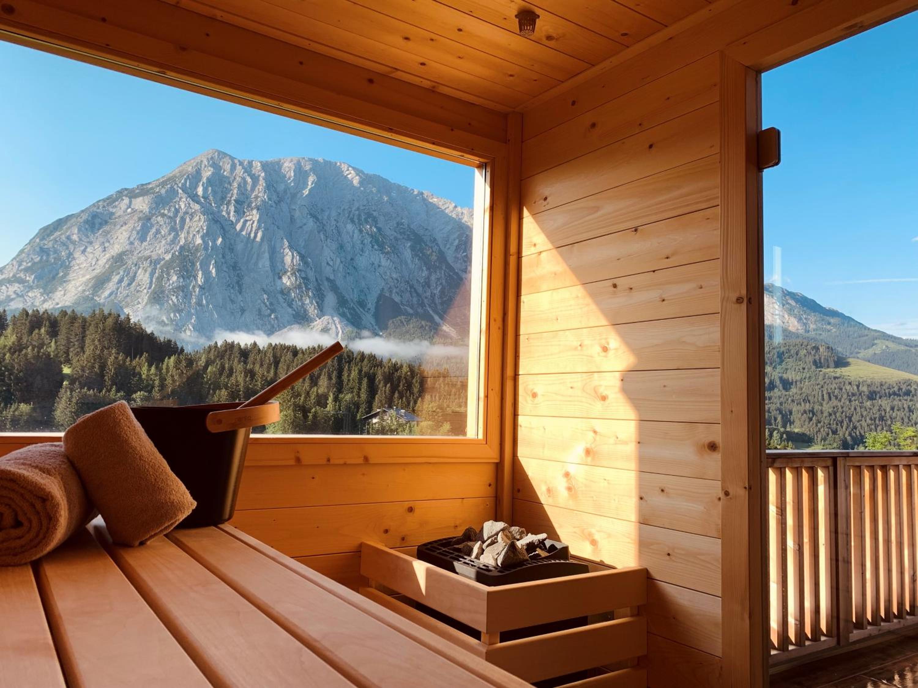Die Tauplitz Lodges - Penthouse Grimming D7-1 by AA Holiday Homes