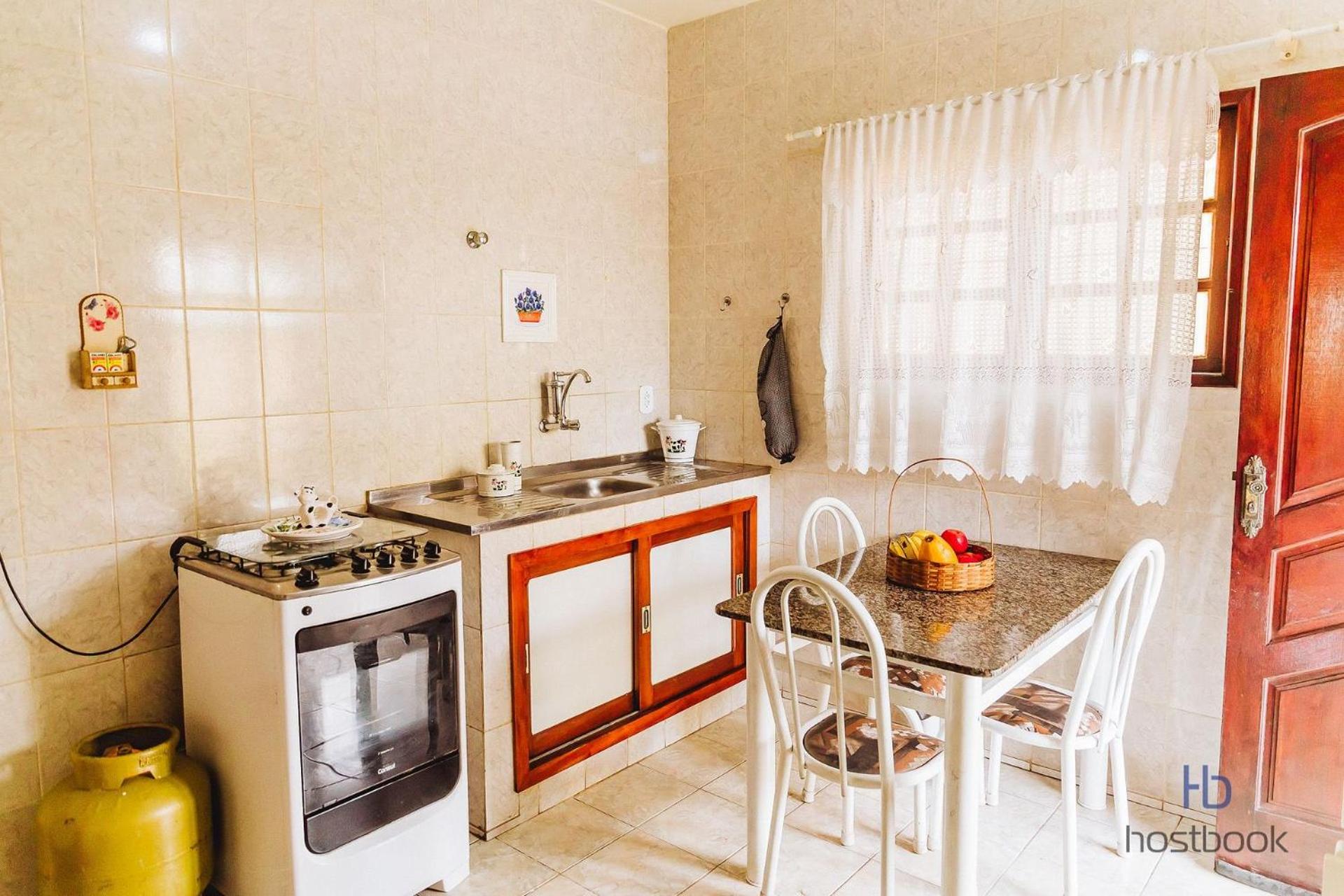 Large duplex with backyard 300m from downtown beach