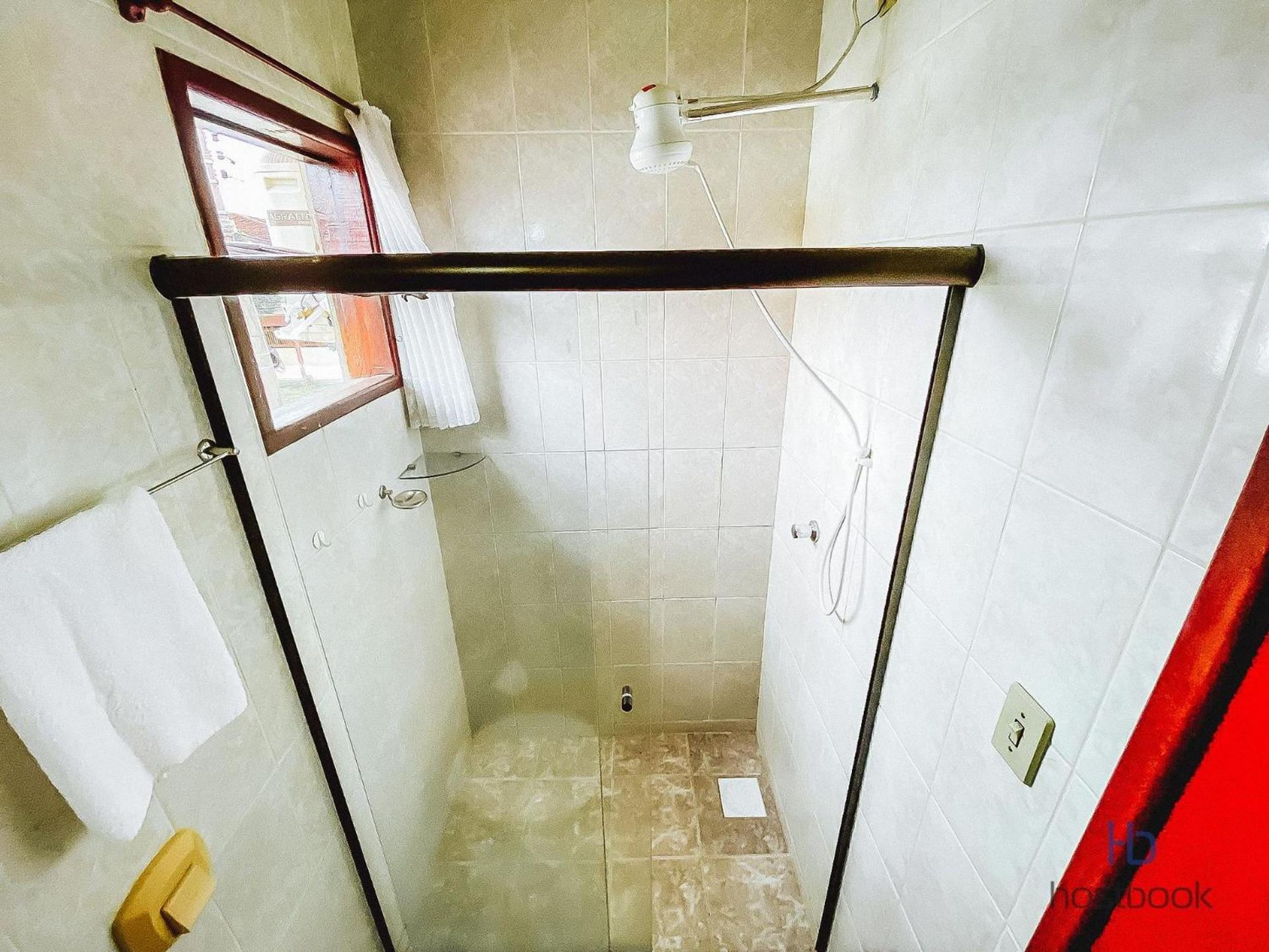 Large duplex with backyard 300m from downtown beach