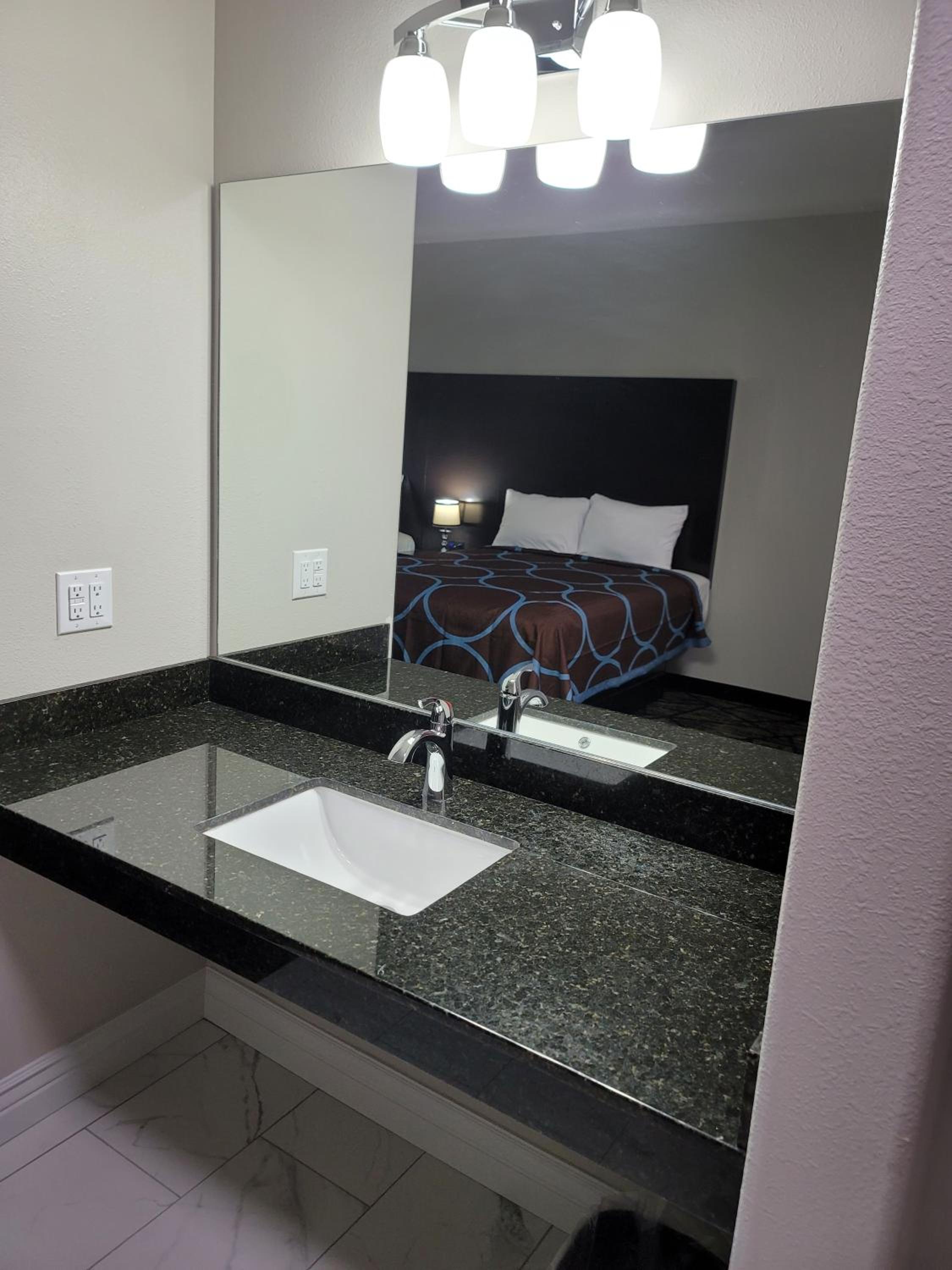 Best Inn Motel Salina, photo 23