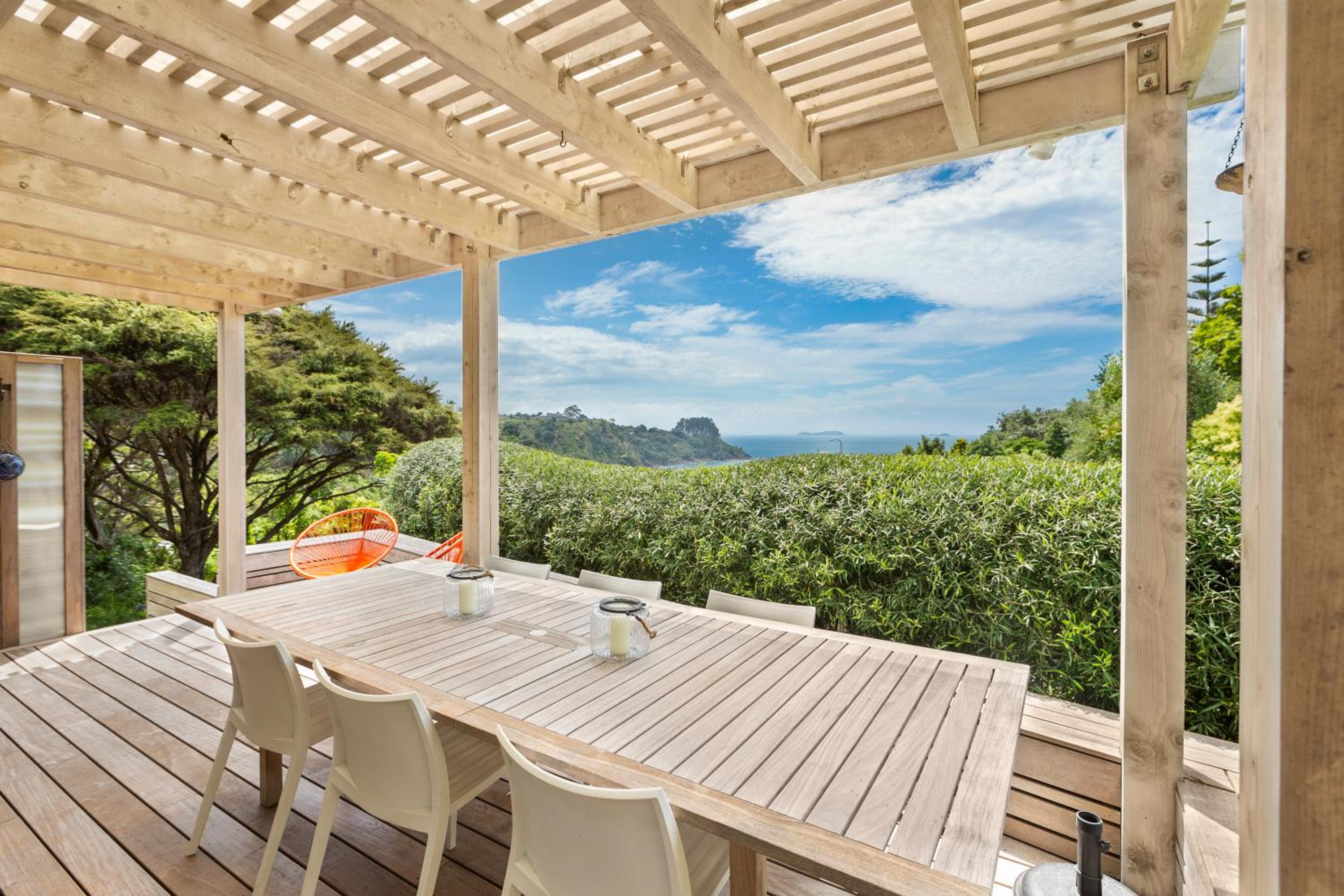 Palm Views - Stay Waiheke view 2
