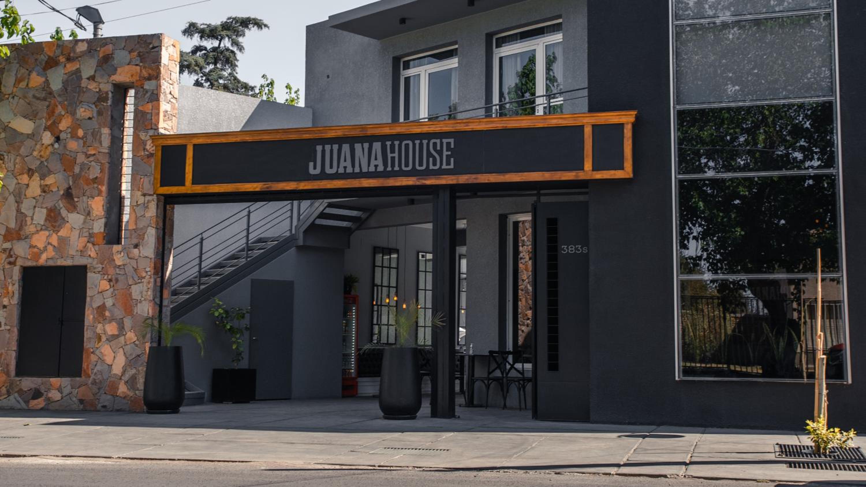 Juana House