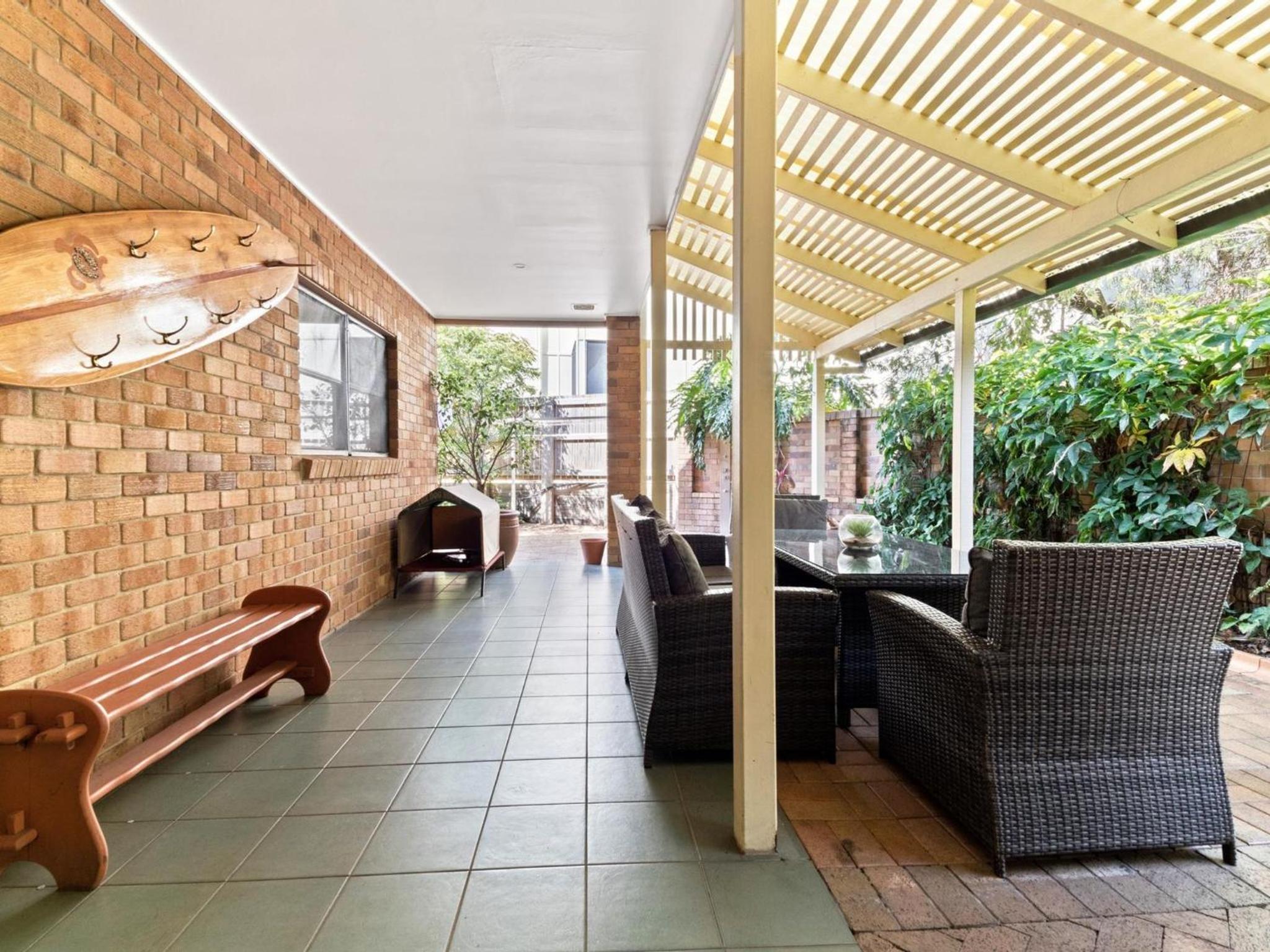 Belle Vue Beach House by Discover Stradbroke