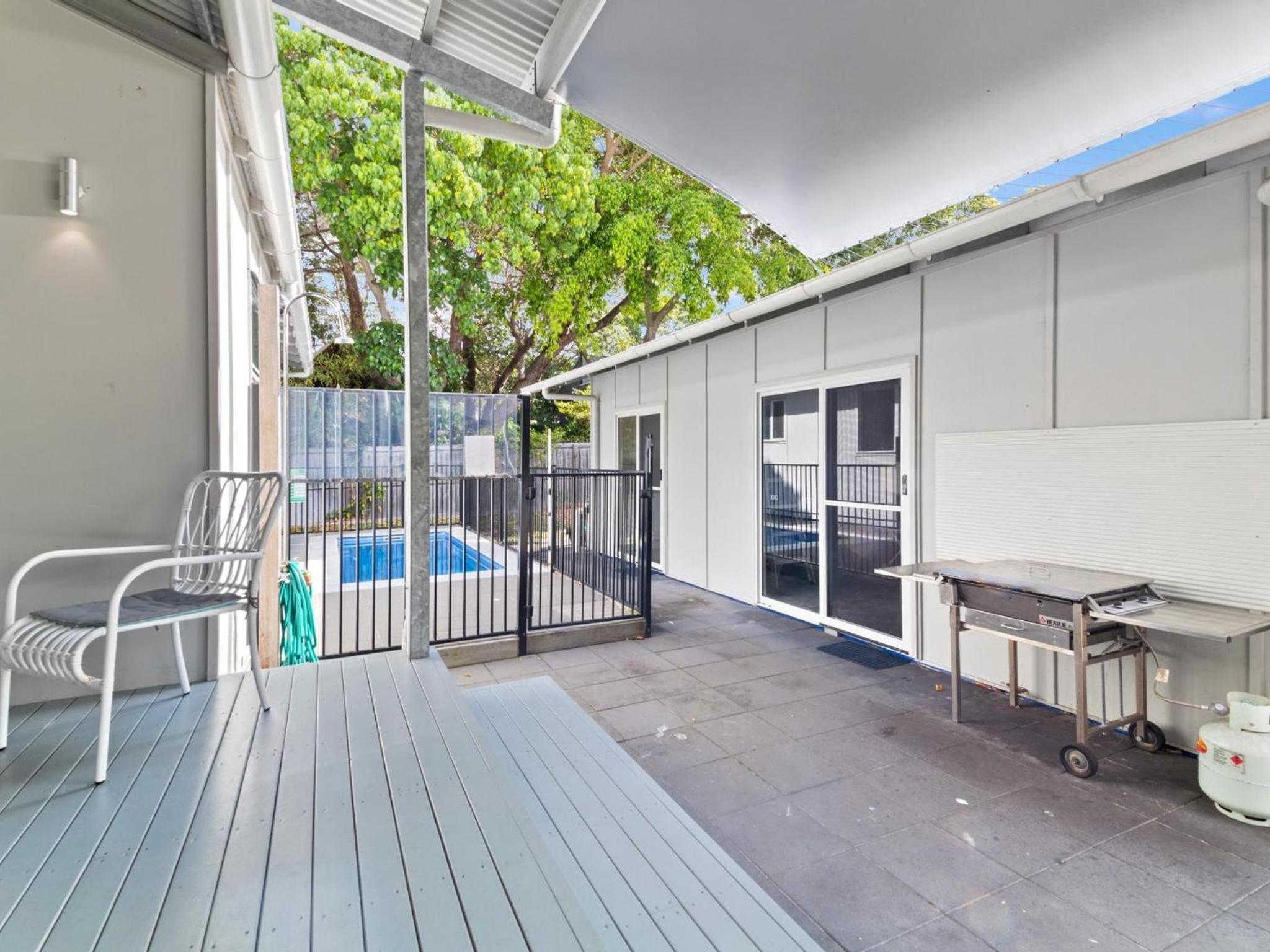 Bella on Boreen by Discover Stradbroke