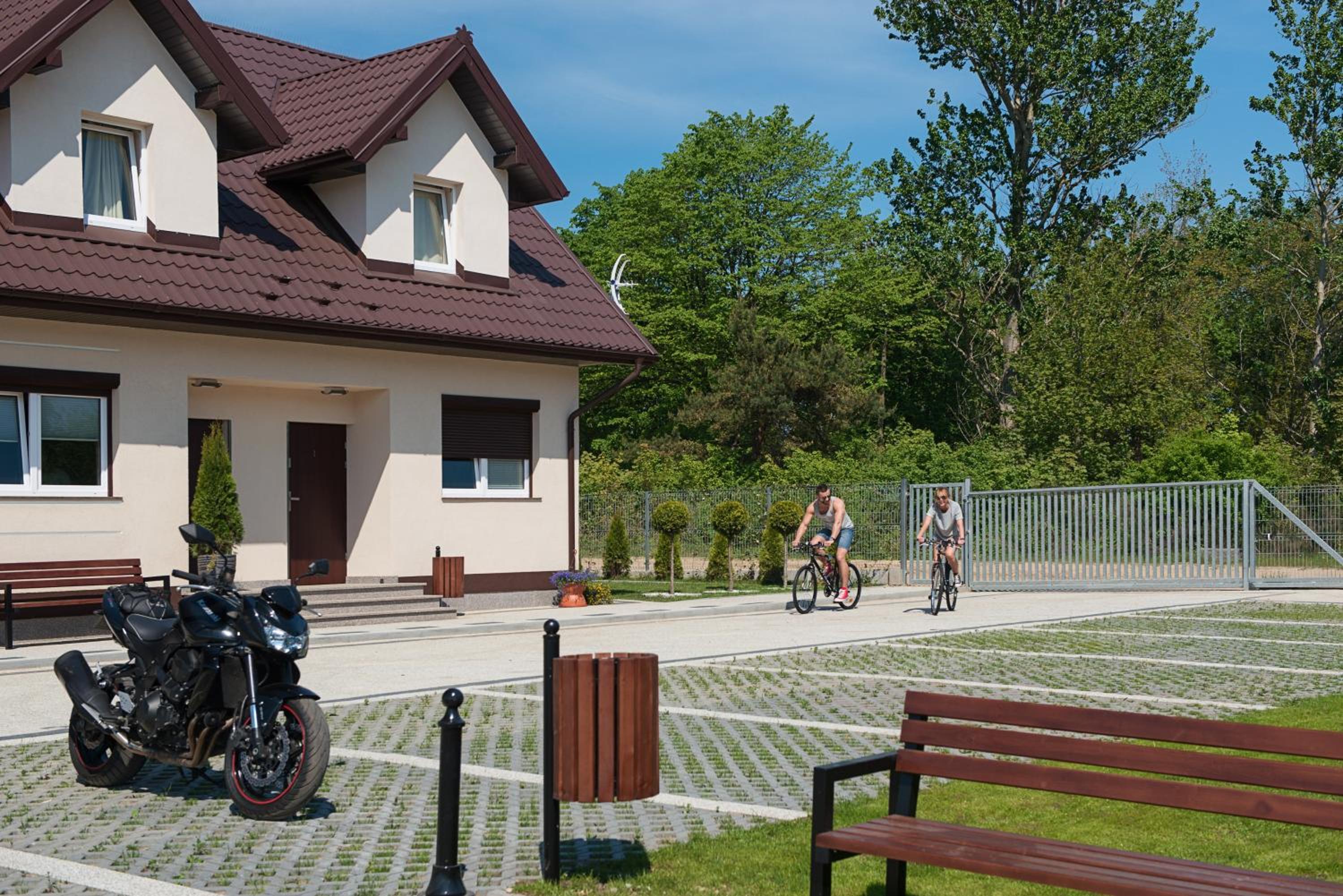 Apartamenty, Domki i Pokoje ze śniadaniem Kajan