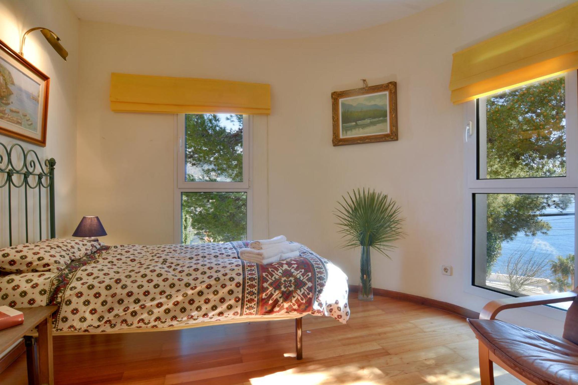 Charming Villa With Enchanting Sea Views And Pool