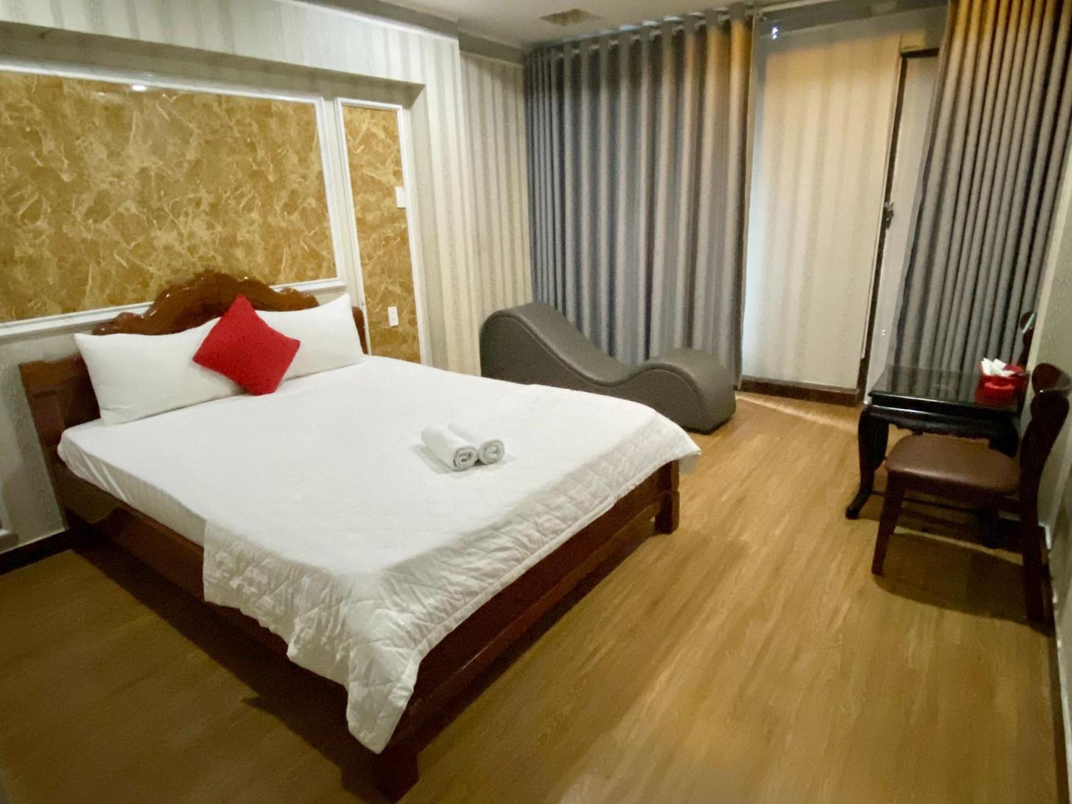 Phuong Hoang Hotel