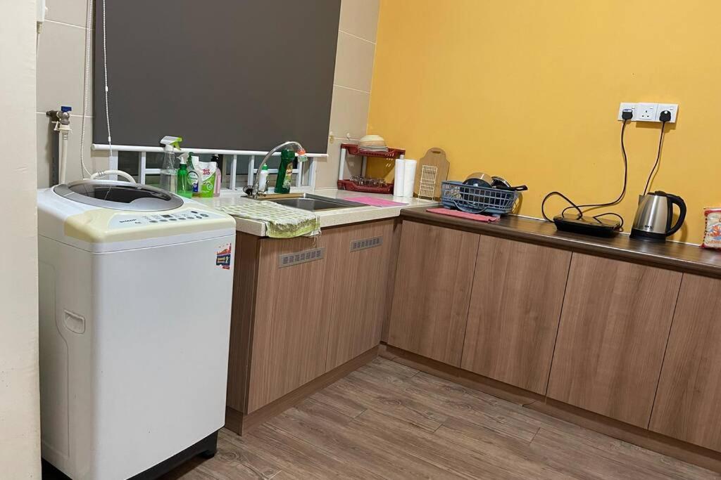 Baojuwu@2 Bedrooms Akademik Suites Austin Height