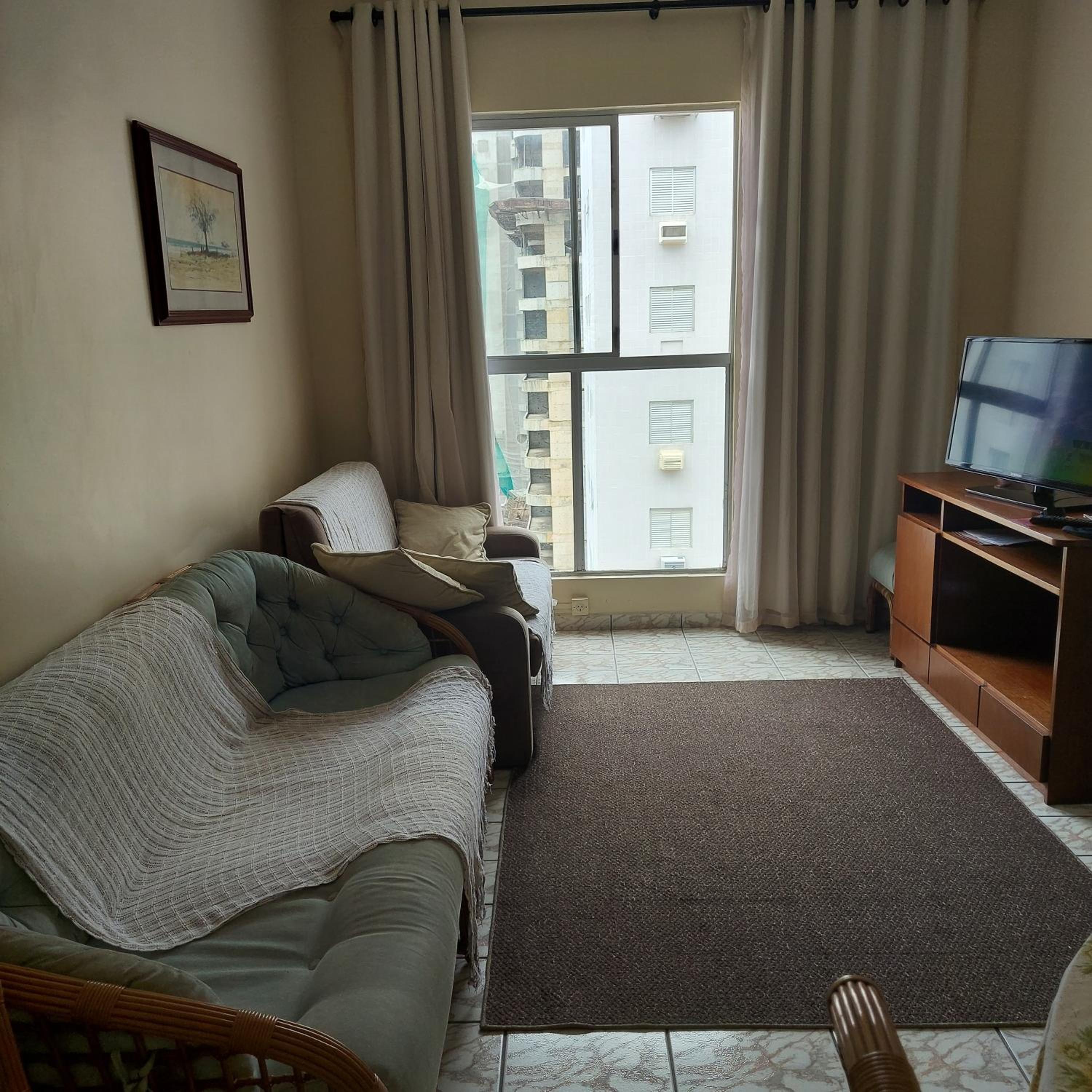 Apartamento 1 dormitório Enseada view 5