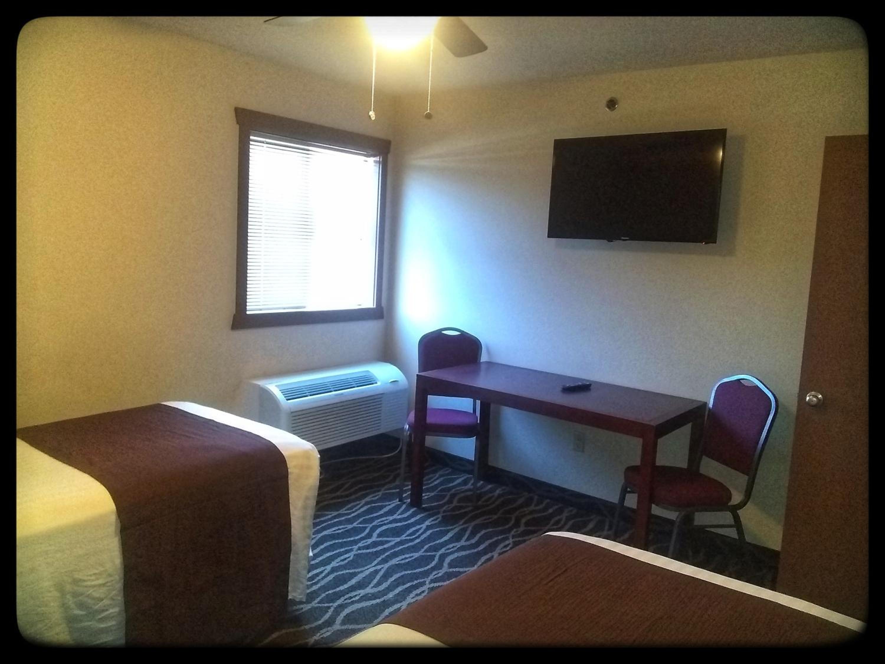 Alamosa Vacations - The Sunset Inn - Property Image 7