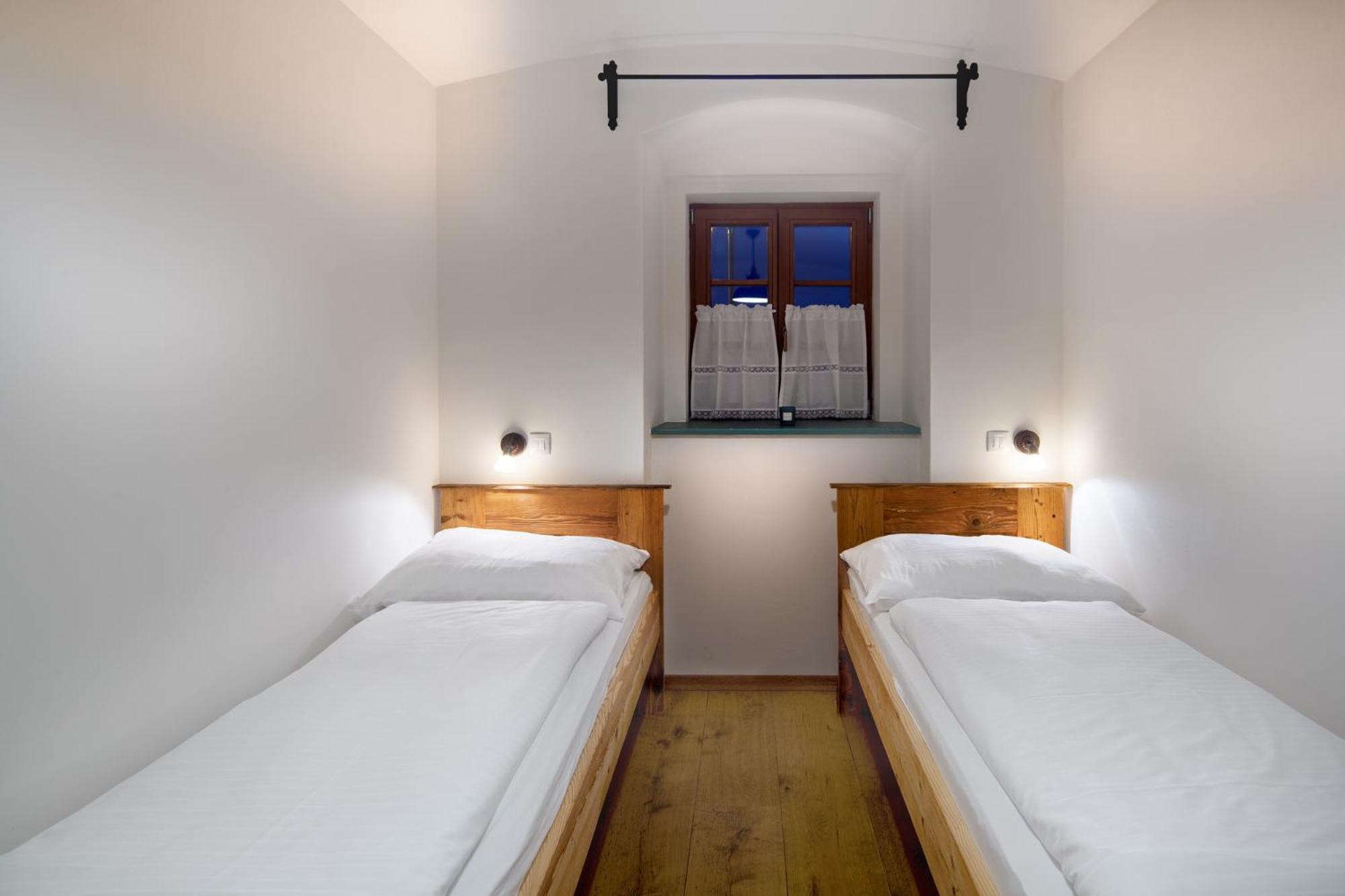 Apartmány Český Šternberk view 3